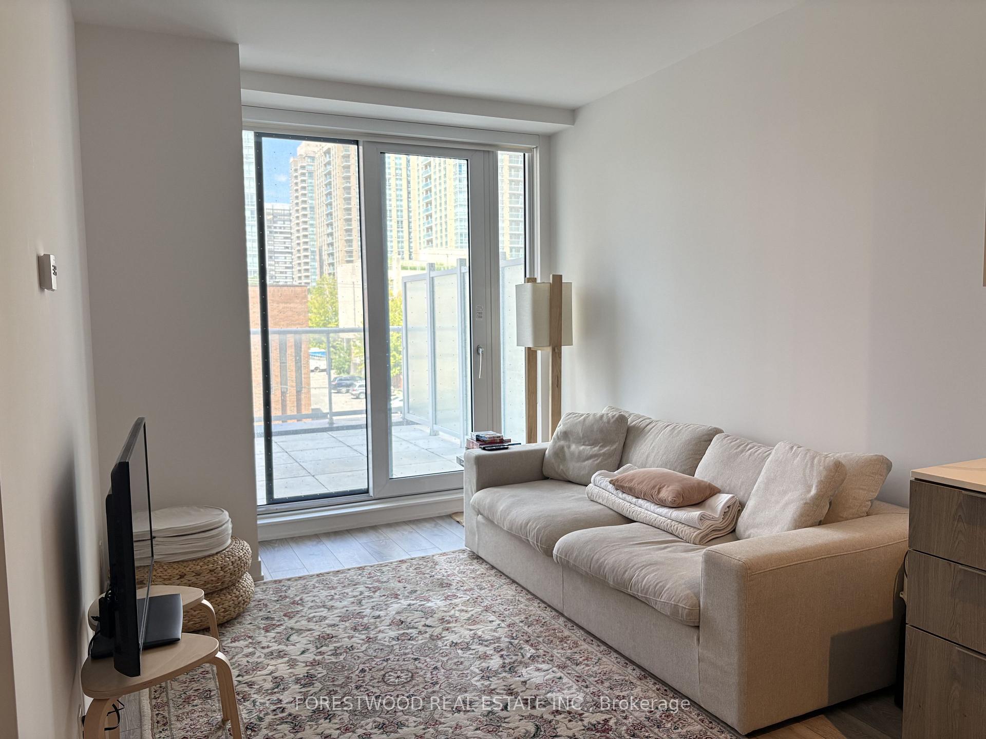 Photo 5 of Unit 307, 15 Holmes Avenue, North York, Willowdale East — HOMEH