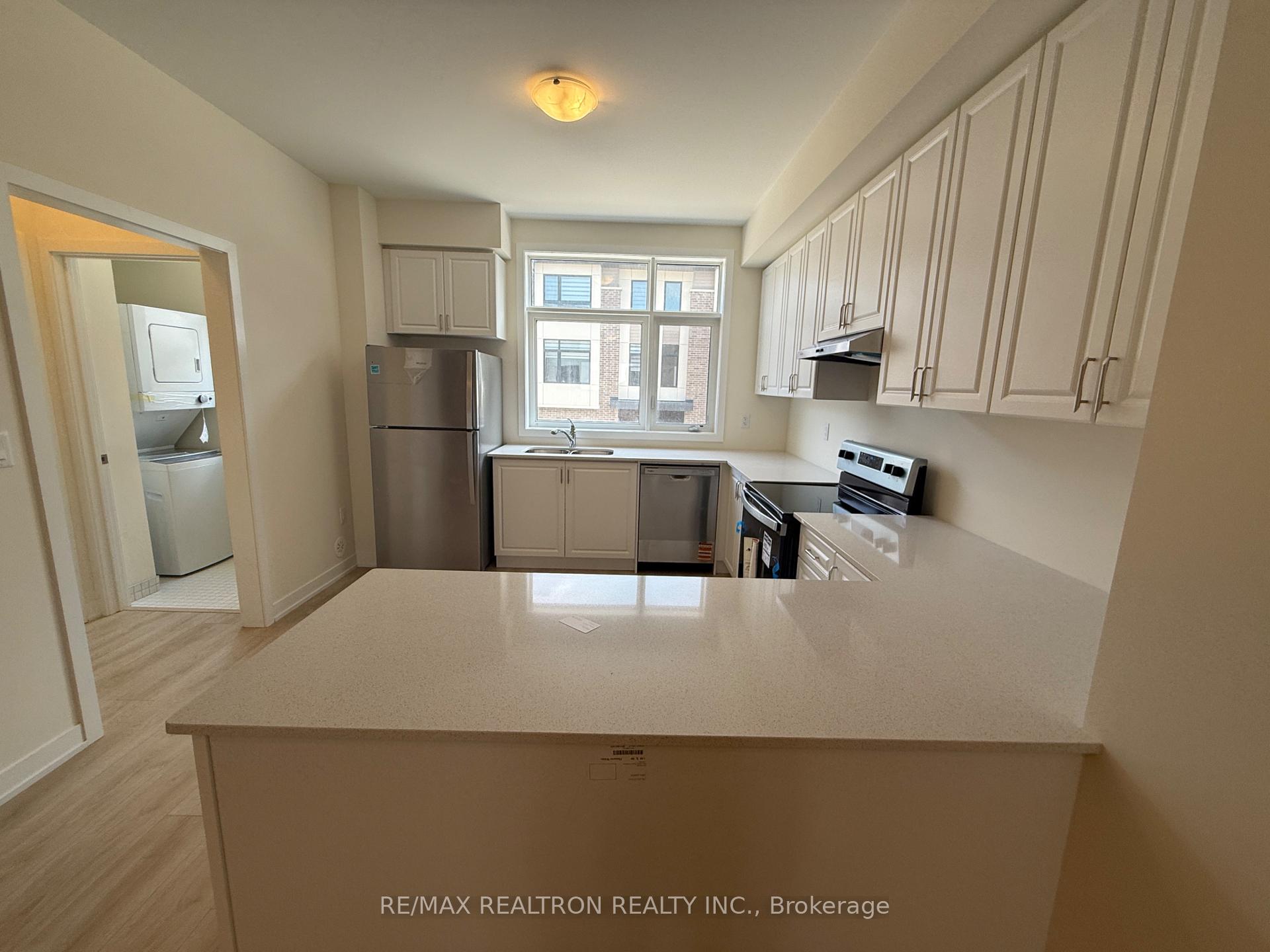 Photo 6 of Unit 1206, 1695 Dersan Street E, Pickering, Duffin Heights — HOMEH