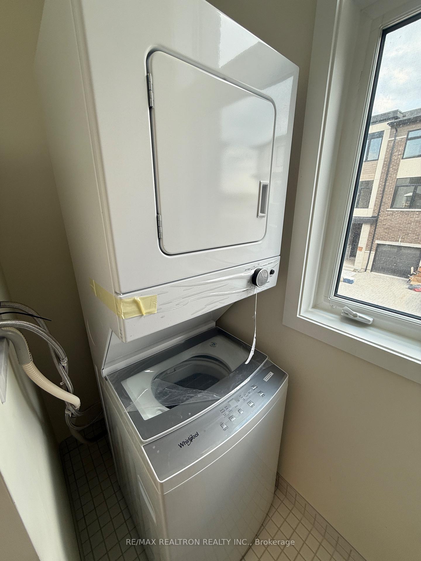 Photo 12 of Unit 1206, 1695 Dersan Street E, Pickering, Duffin Heights — HOMEH