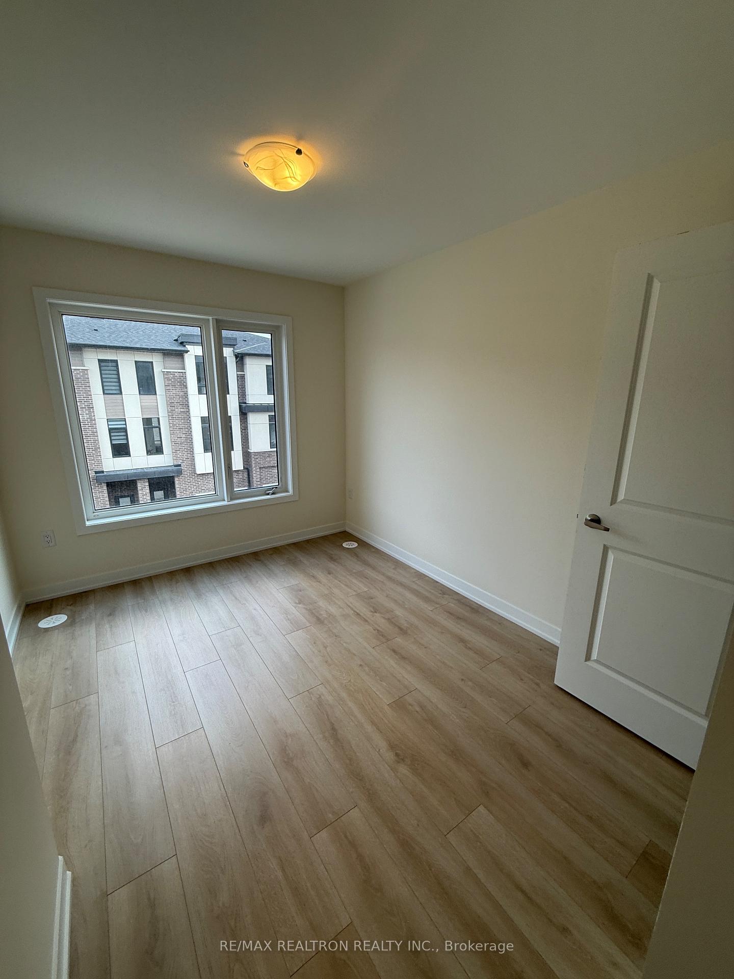 Photo 18 of Unit 1206, 1695 Dersan Street E, Pickering, Duffin Heights — HOMEH