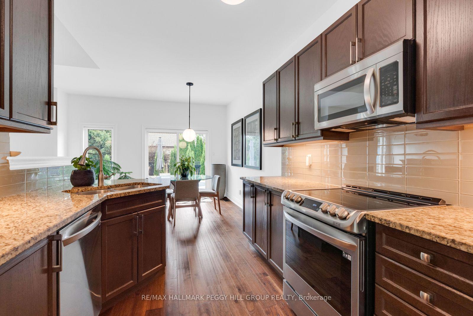 Photo 8 of 3 Frances Drive, Collingwood — HOMEH