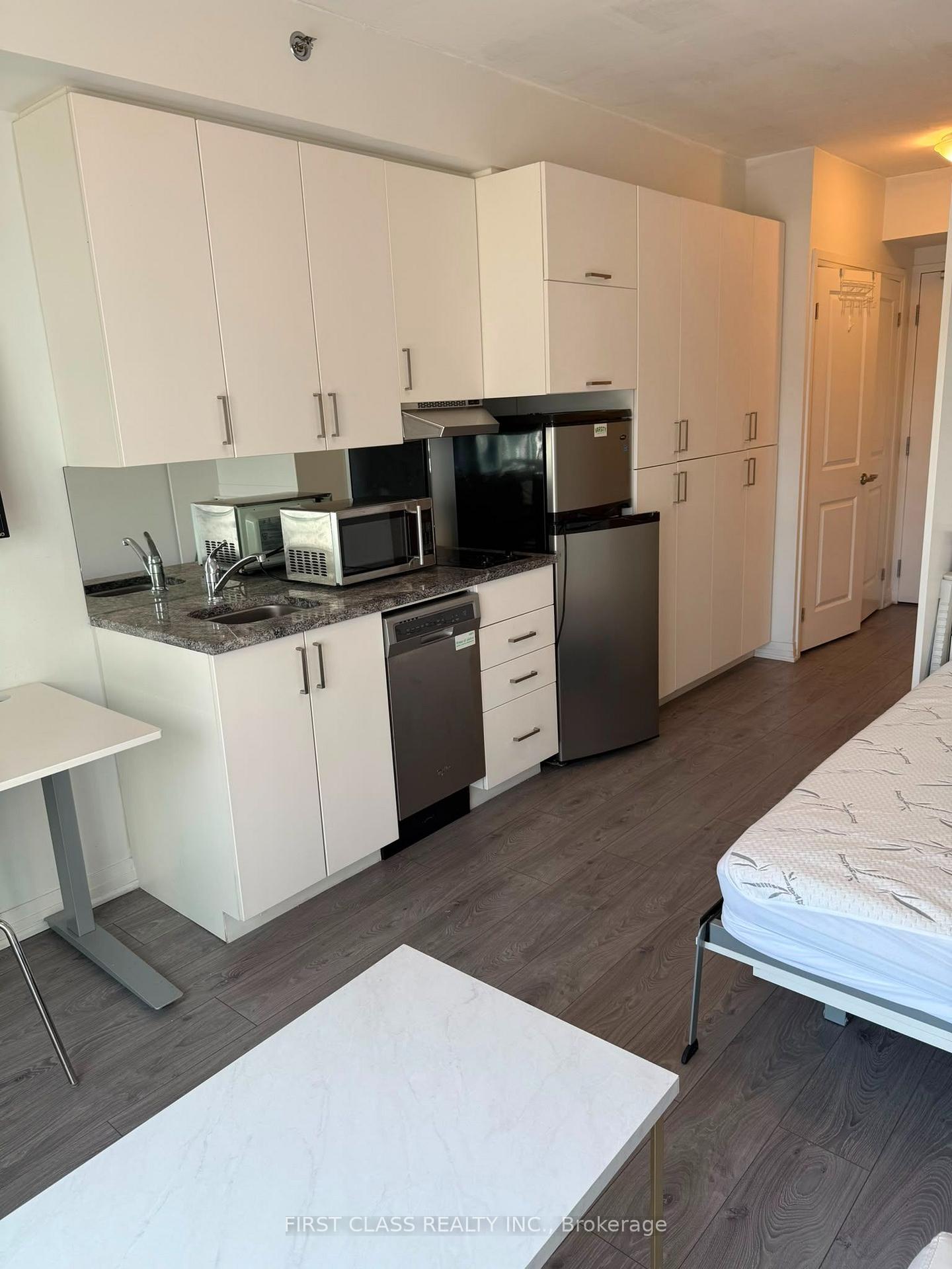 Photo 3 of Unit 305, 1900 Simcoe Street N, Oshawa, Samac — HOMEH