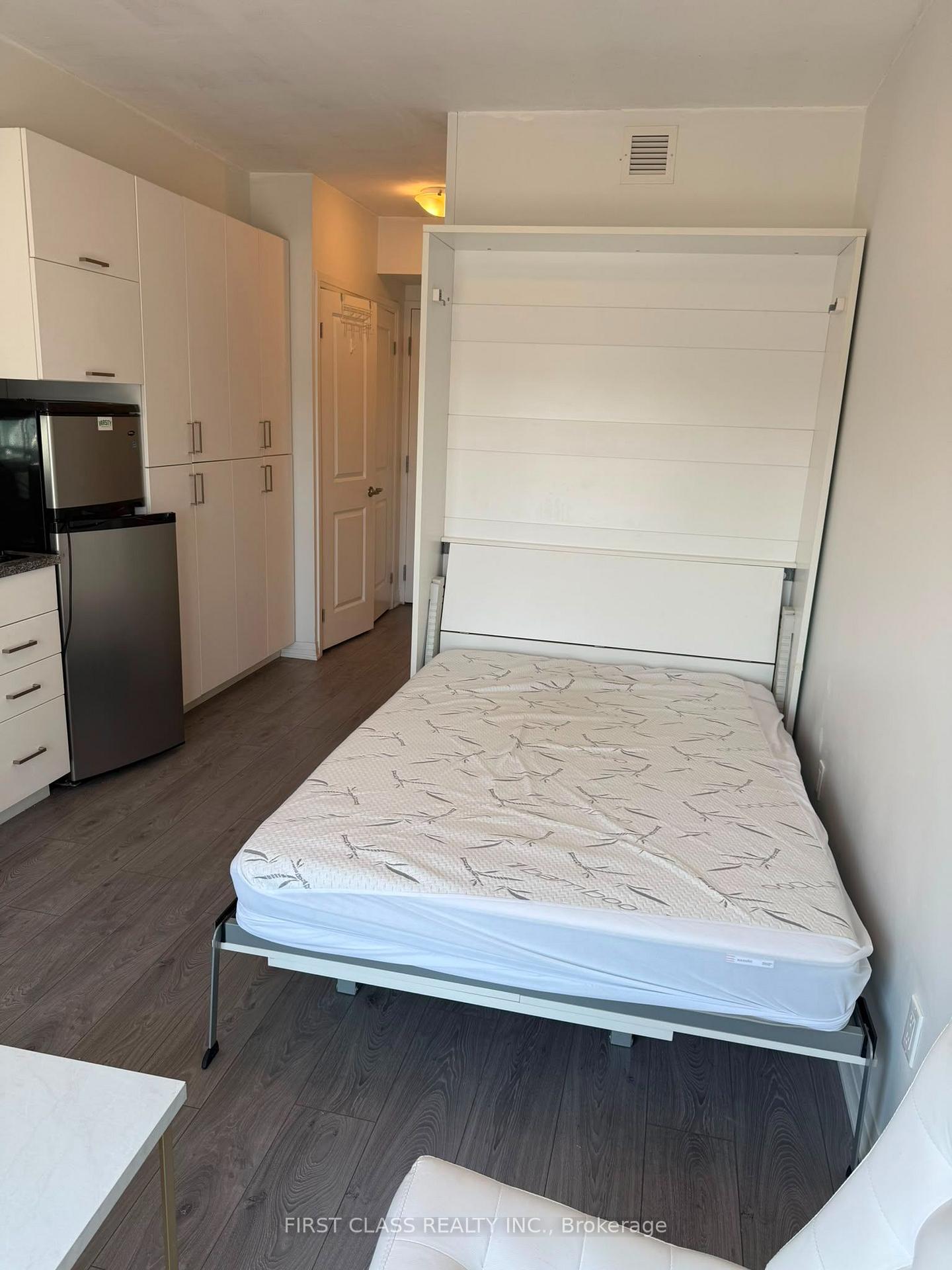 Photo 7 of Unit 305, 1900 Simcoe Street N, Oshawa, Samac — HOMEH