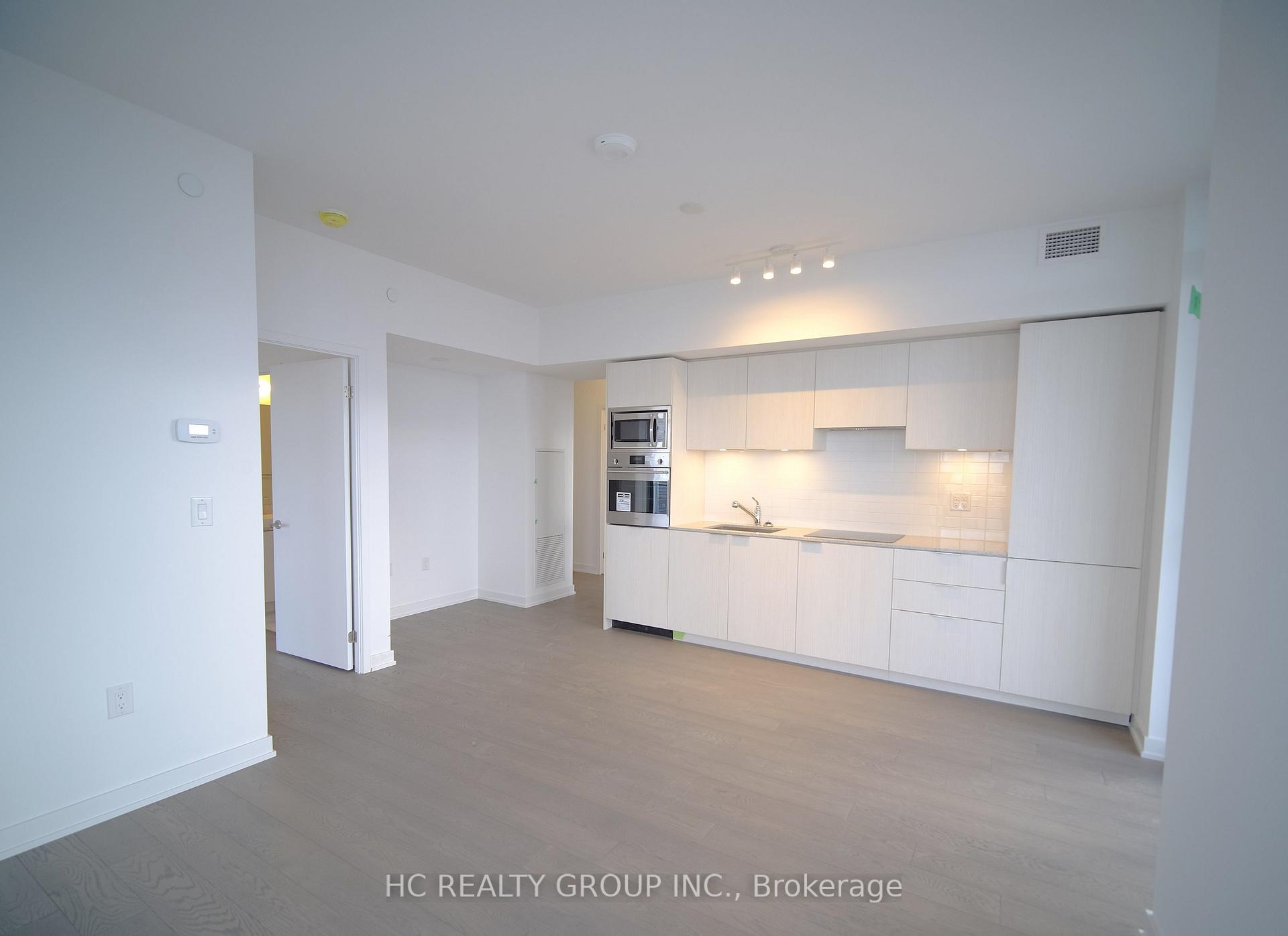 Photo 4 of Unit 5908, 11 Wellesley Street W, Toronto, Bay Street Corridor — HOMEH