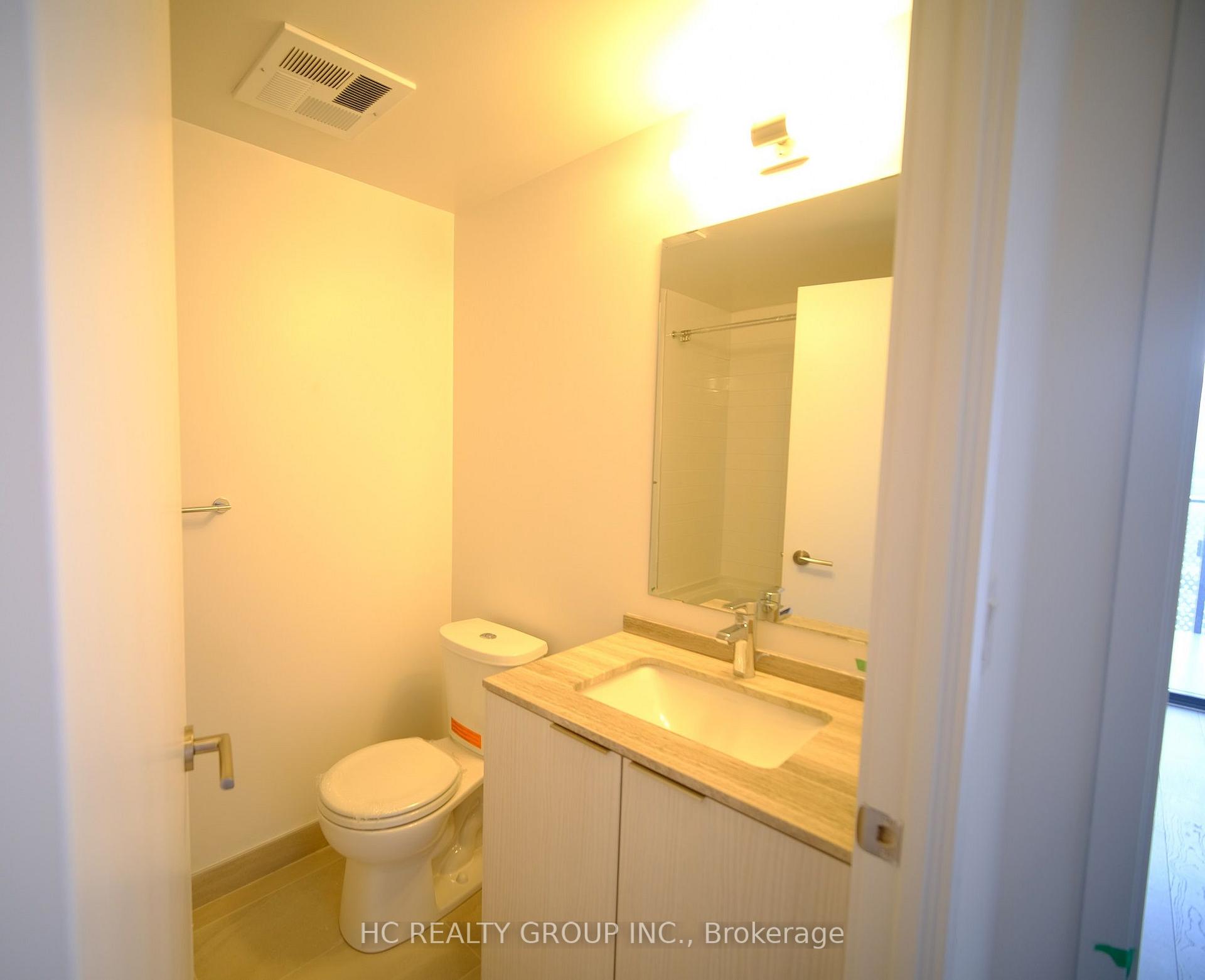 Photo 7 of Unit 5908, 11 Wellesley Street W, Toronto, Bay Street Corridor — HOMEH