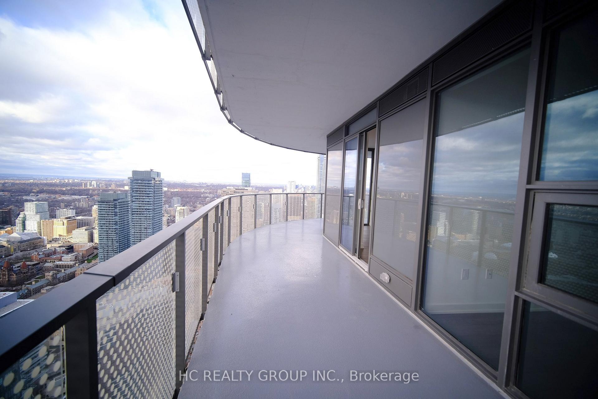 Photo 10 of Unit 5908, 11 Wellesley Street W, Toronto, Bay Street Corridor — HOMEH