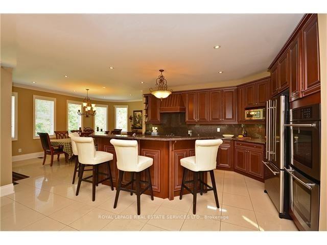 Photo 13 of 2271 Lyndhurst Drive, Oakville, Joshua Creek — HOMEH