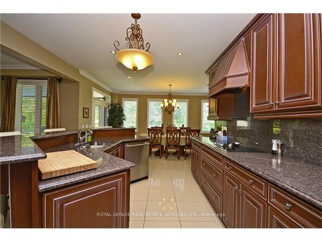 Photo 17 of 2271 Lyndhurst Drive, Oakville, Joshua Creek — HOMEH