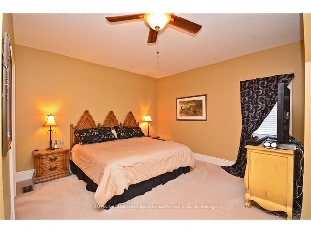 Photo 38 of 2271 Lyndhurst Drive, Oakville, Joshua Creek — HOMEH