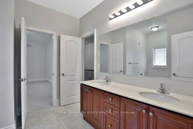 Photo 26 of 2271 Lyndhurst Drive, Oakville, Joshua Creek — HOMEH