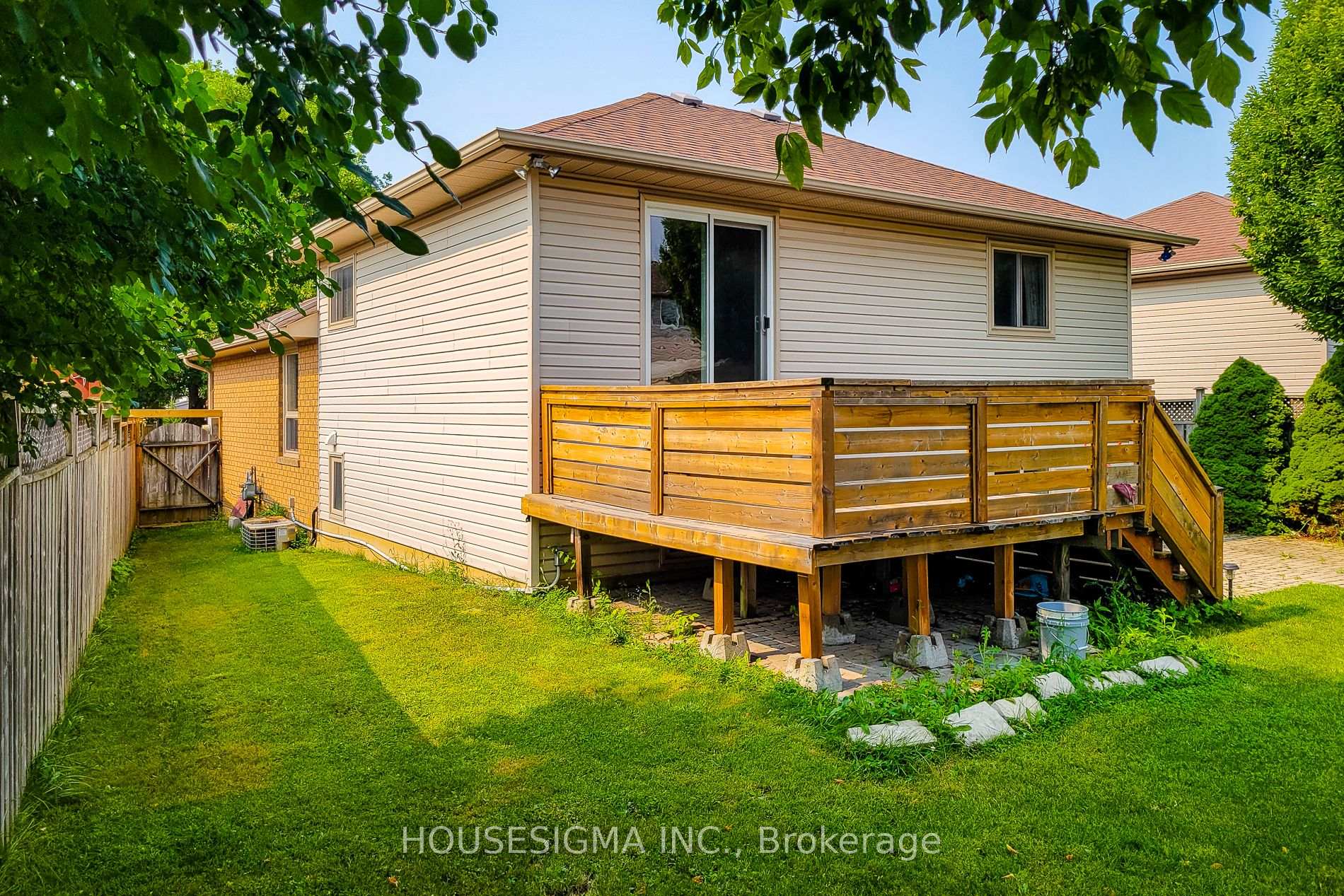 Photo 35 of 4 Treeview Court, Hamilton, Stoney Creek Mountain — HOMEH