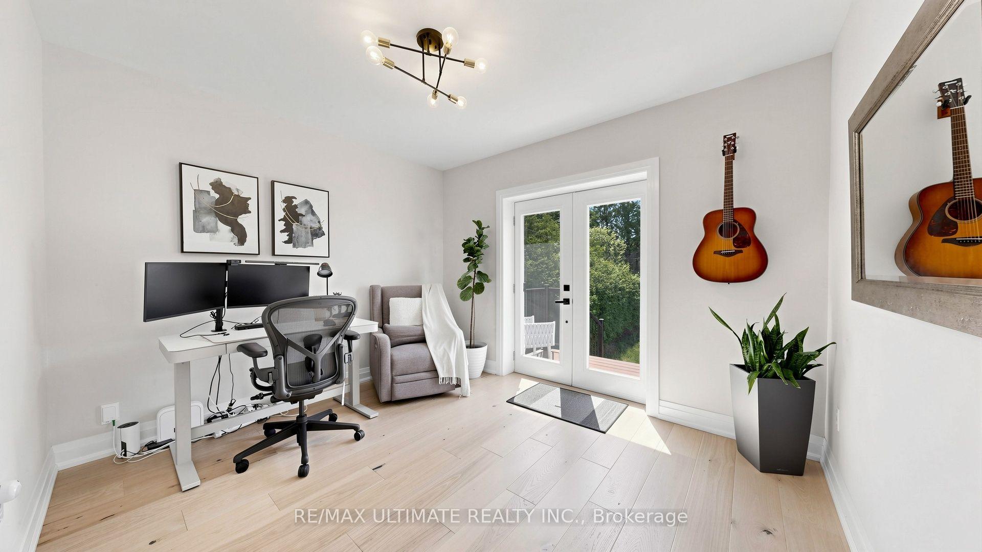Photo 23 of 73 Bowerbank Drive, North York, Newtonbrook East — HOMEH