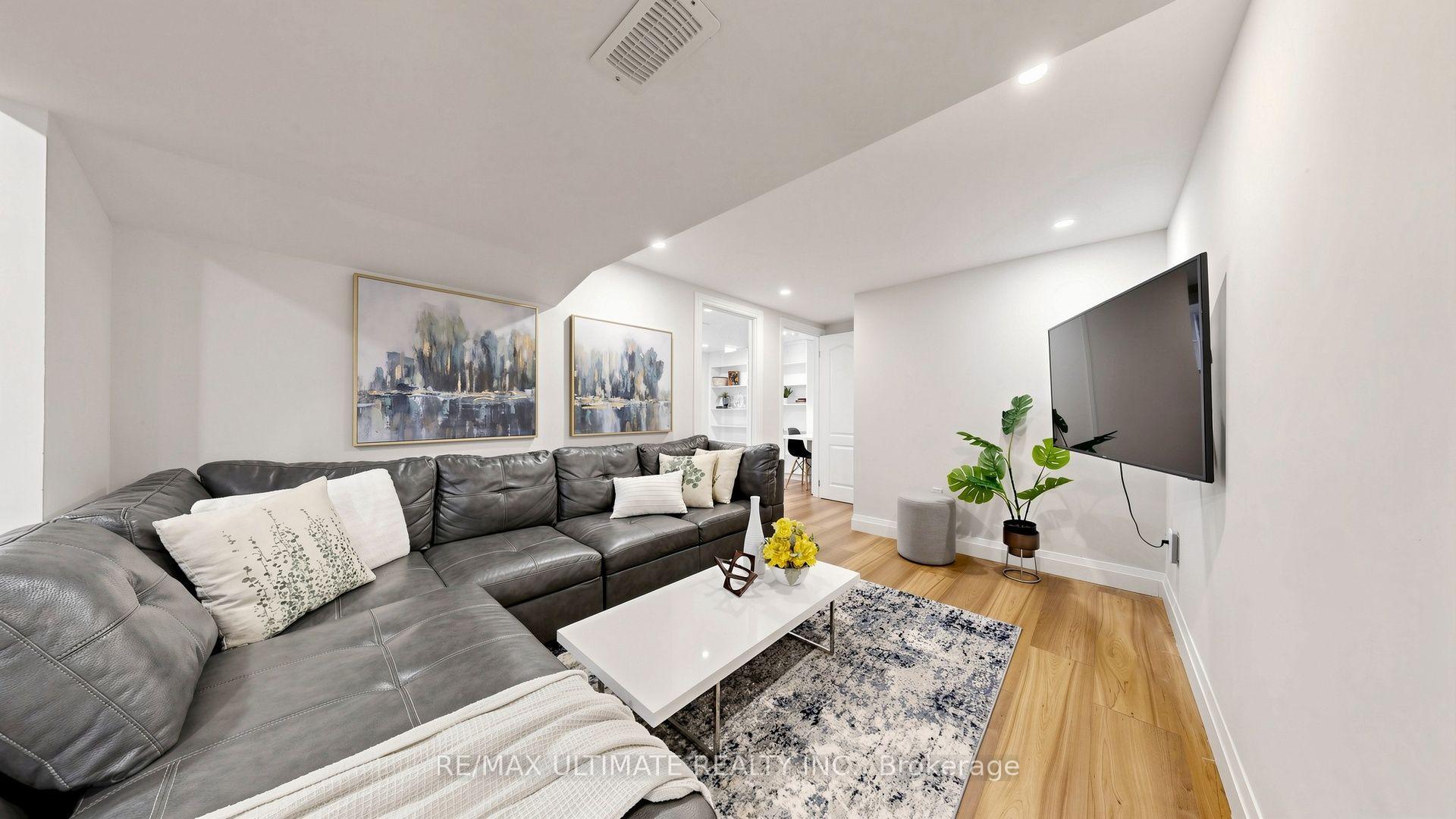 Photo 37 of 73 Bowerbank Drive, North York, Newtonbrook East — HOMEH