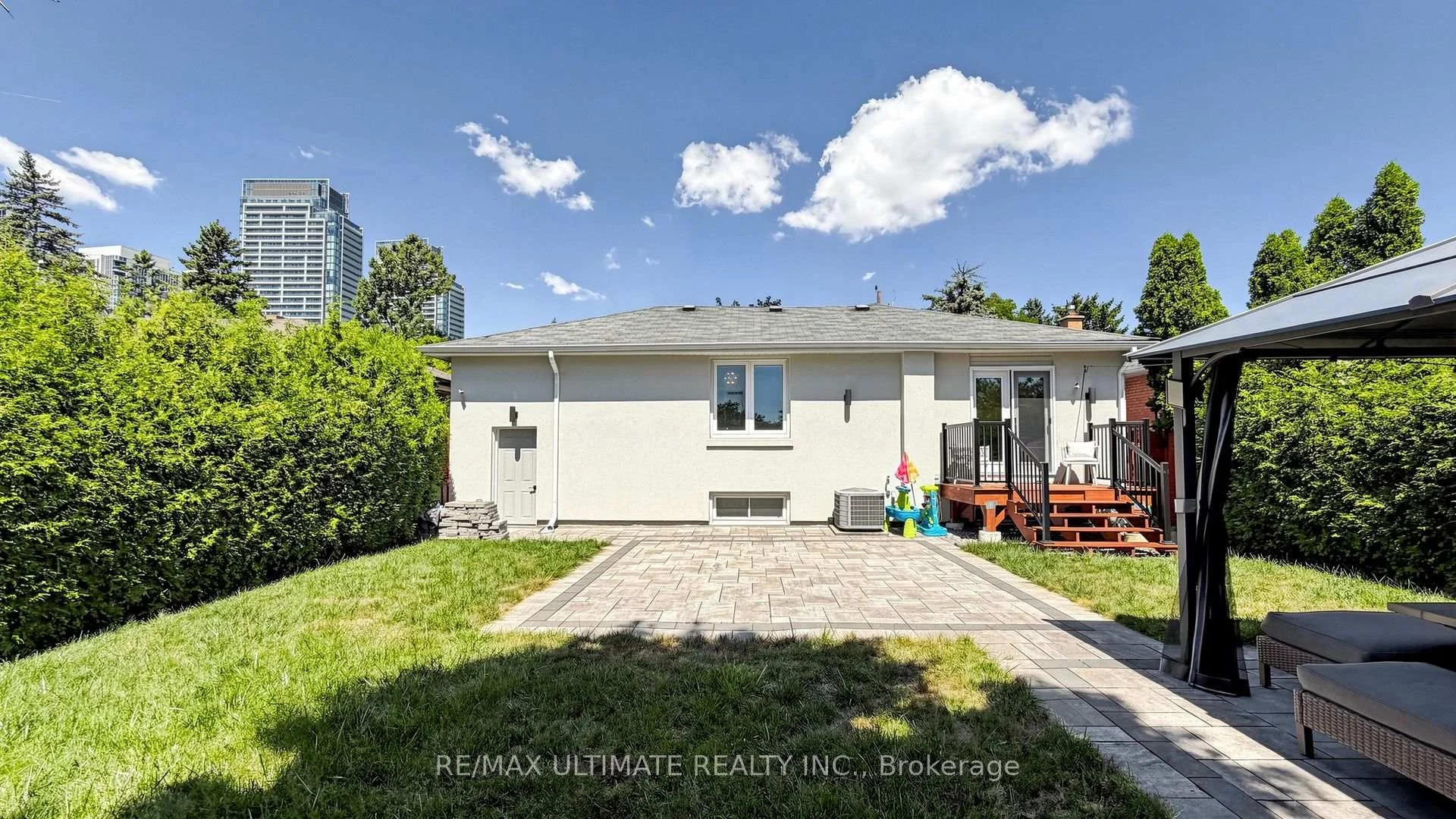 Photo 49 of 73 Bowerbank Drive, North York, Newtonbrook East — HOMEH