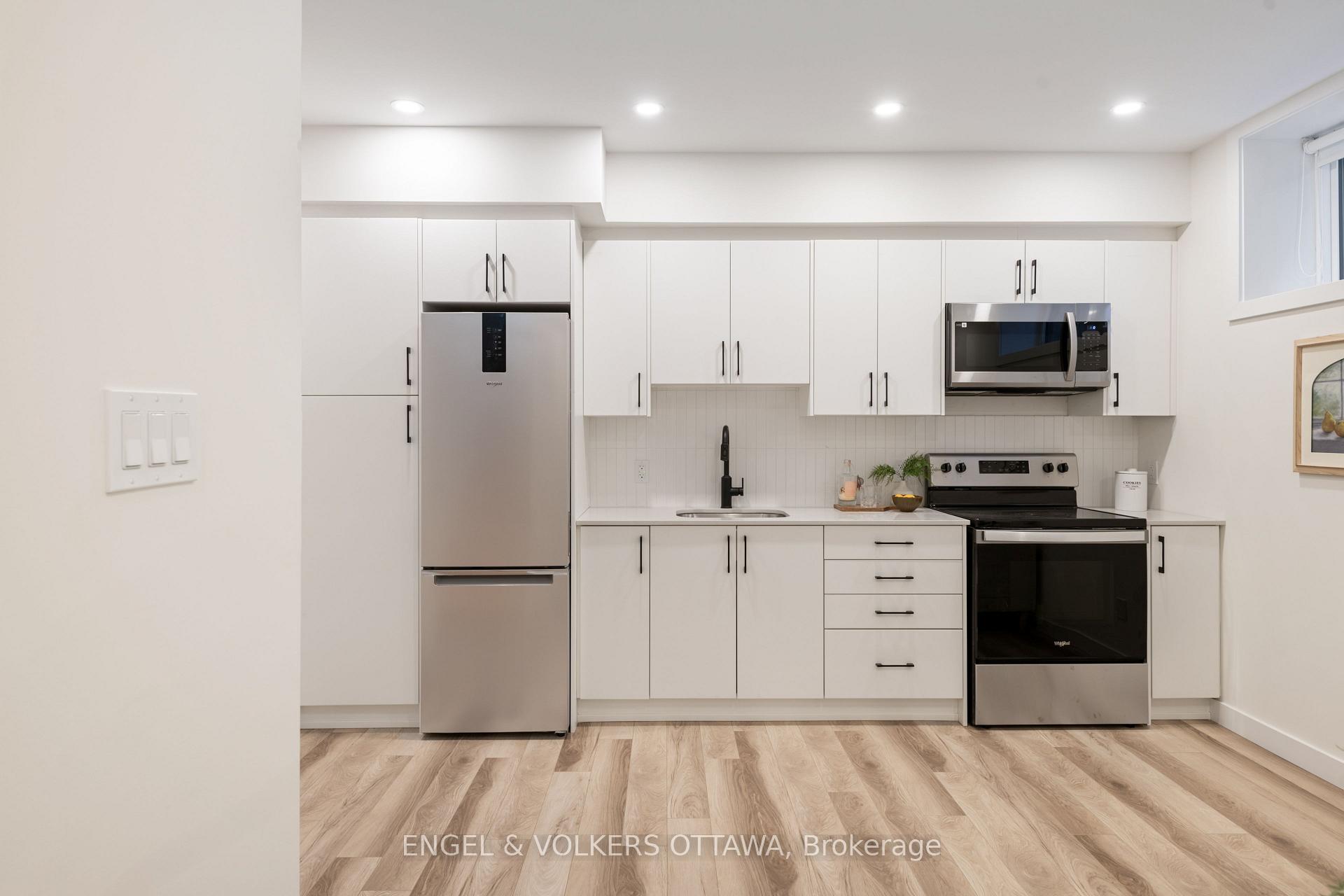 Photo 4 of 88B Hamilton Avenue N, Ottawa, Ottawa West — HOMEH