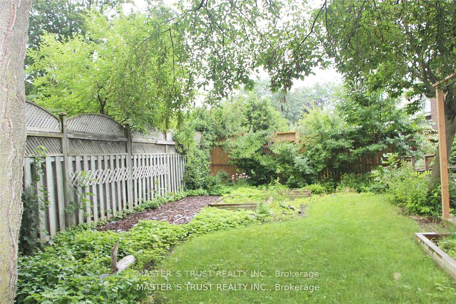 Photo 7 of 2253 Constance Drive, Oakville, Ford — HOMEH