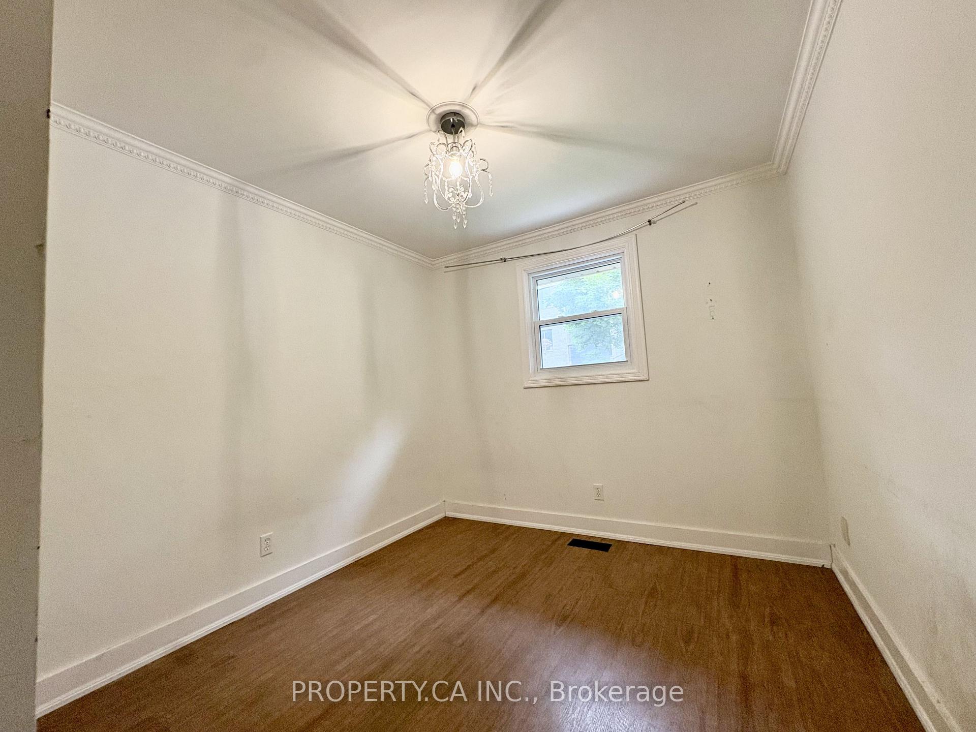 Photo 10 of 112 St. Augustine Drive, St. Catharines, Secord Woods — HOMEH