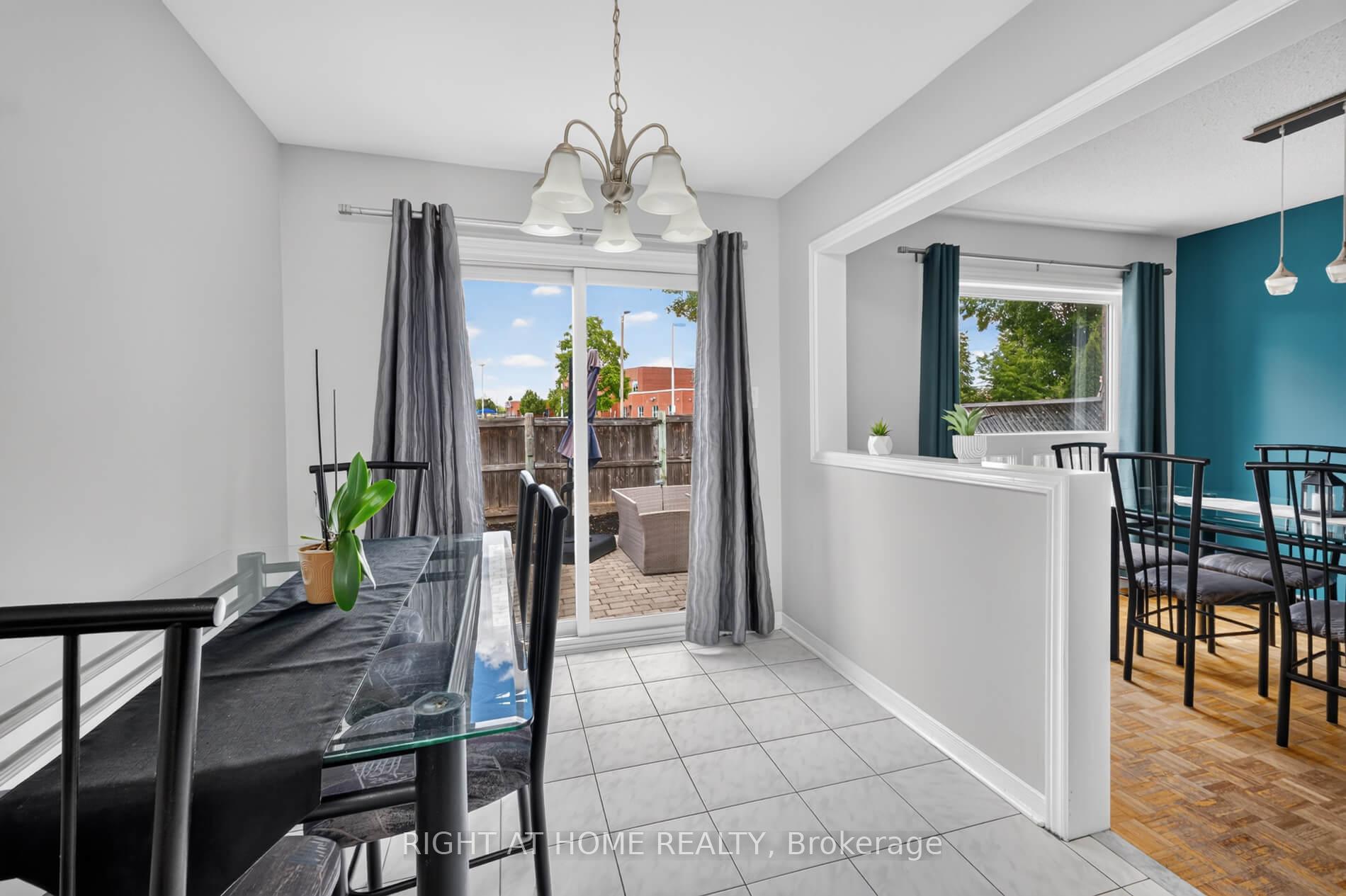 Photo 14 of 10 Lento Court, Vaughan, East Woodbridge — HOMEH