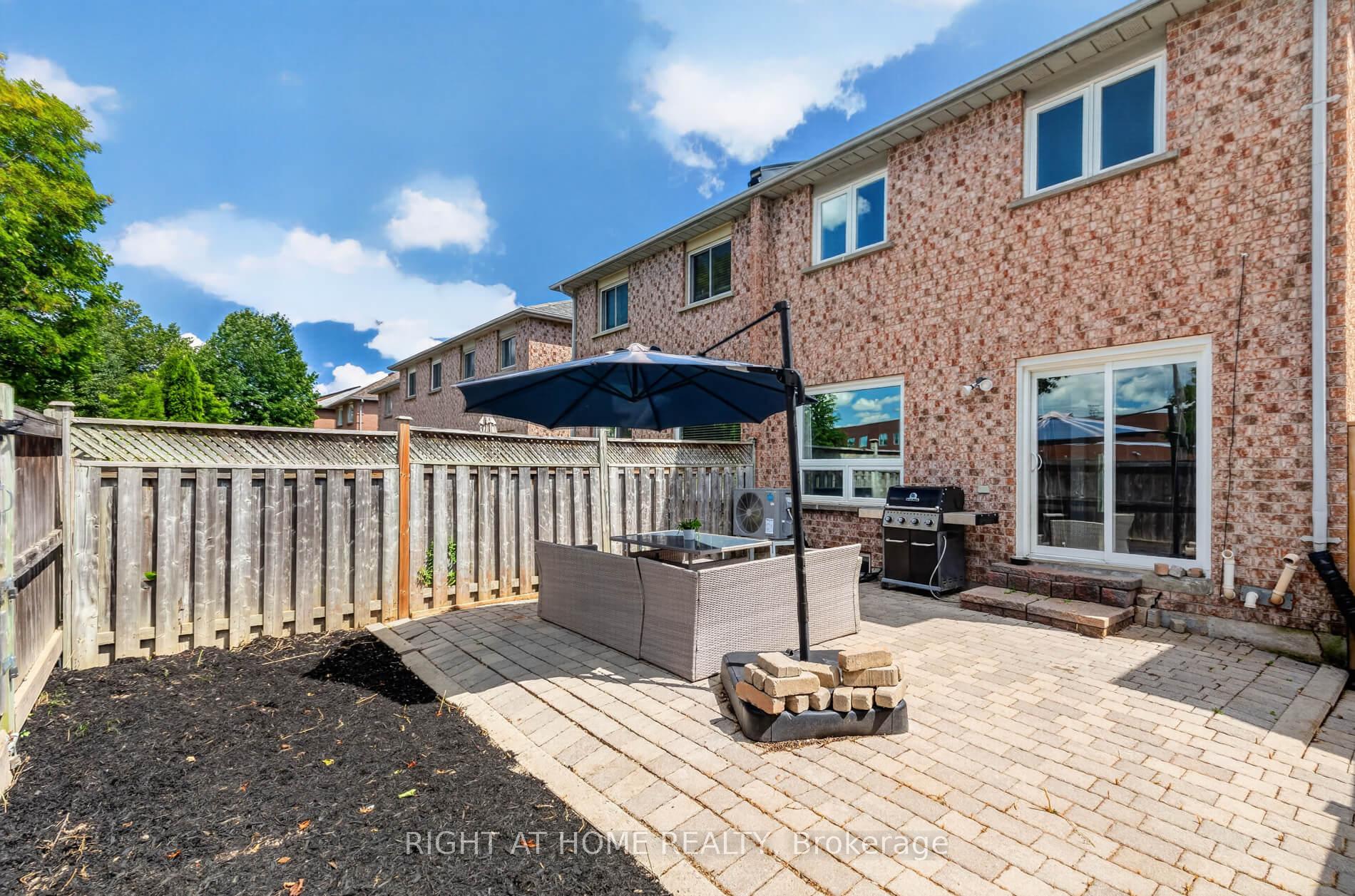 Photo 36 of 10 Lento Court, Vaughan, East Woodbridge — HOMEH