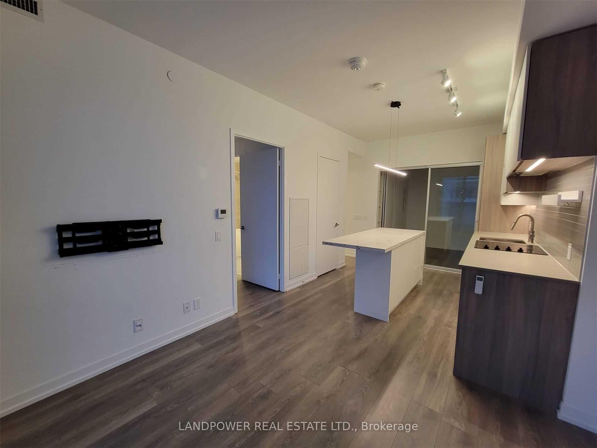 Photo 2 of Unit 2905, 950 Portage Parkway, Vaughan, Vaughan Corporate Centre — HOMEH