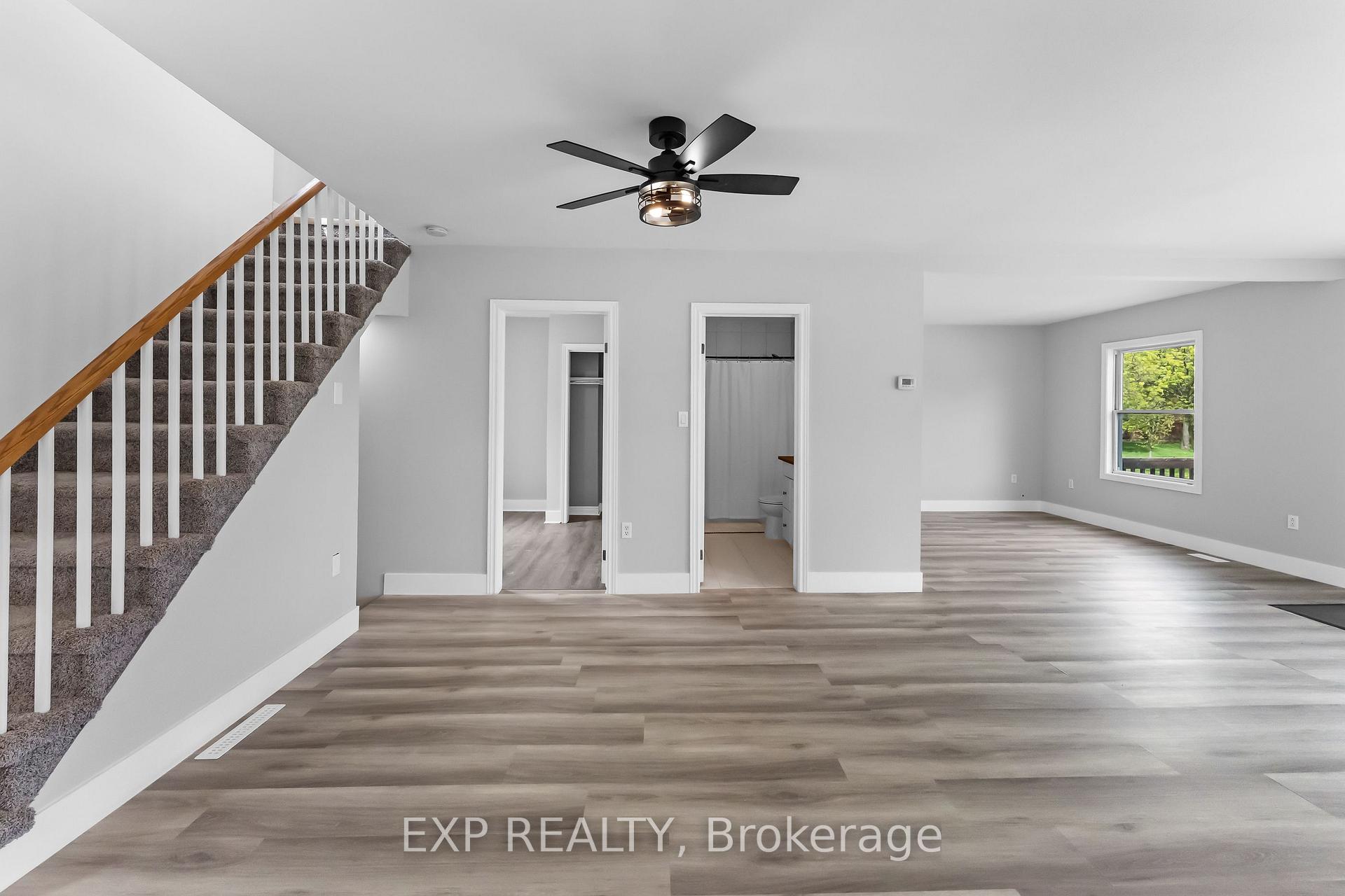 Photo 8 of 20 Lloyd Street, St. Catharines, Western Hill — HOMEH