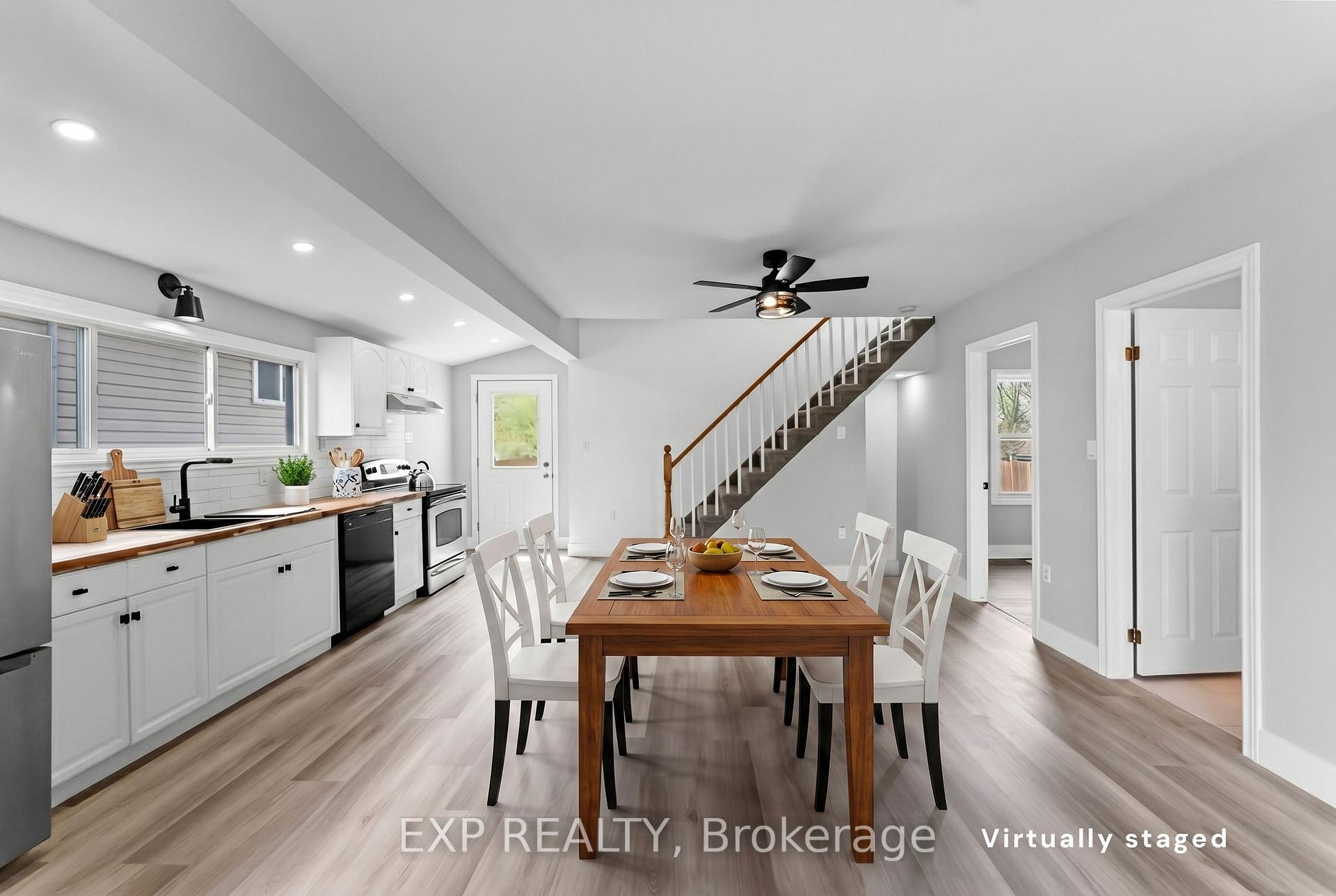 Photo 11 of 20 Lloyd Street, St. Catharines, Western Hill — HOMEH