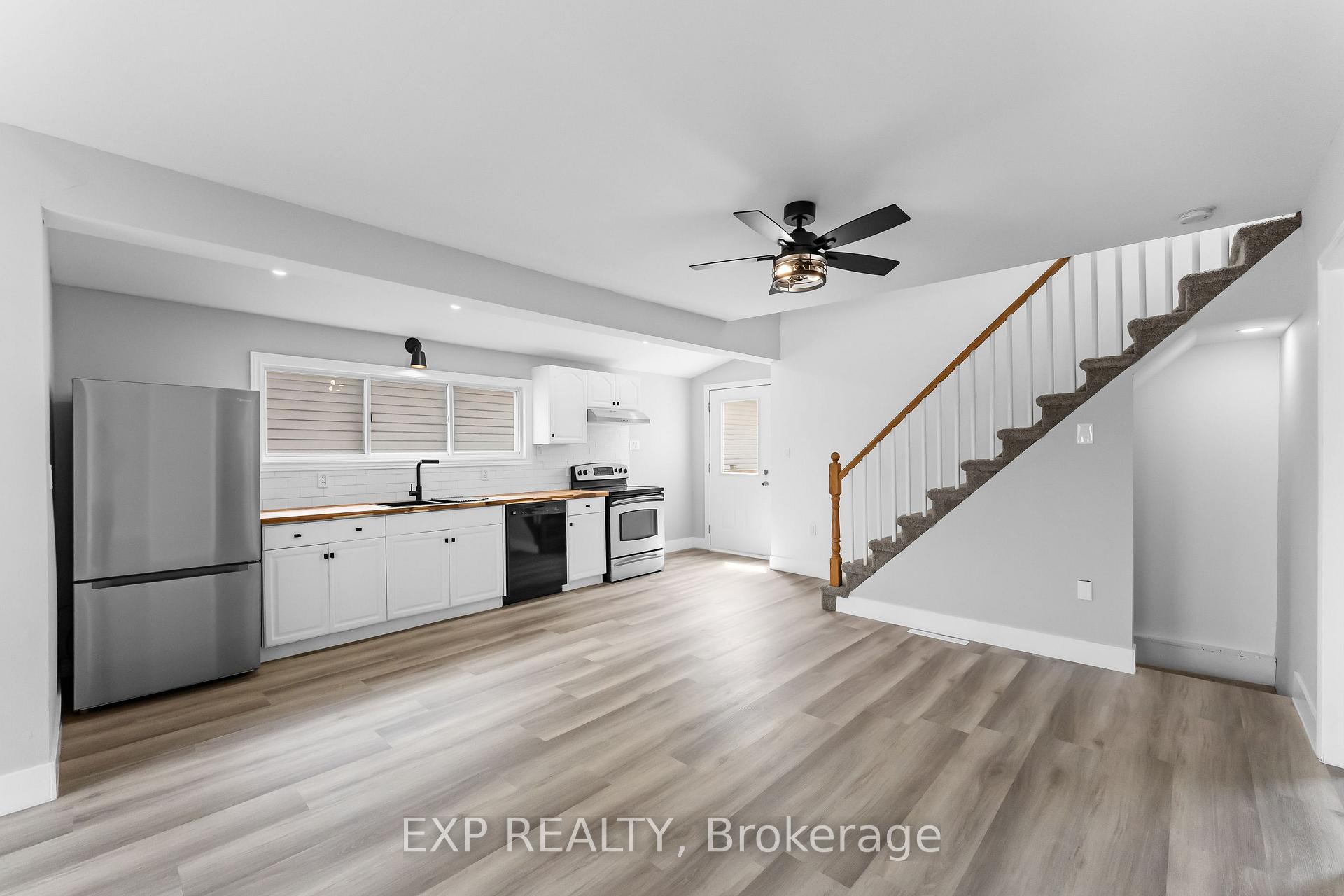 Photo 12 of 20 Lloyd Street, St. Catharines, Western Hill — HOMEH