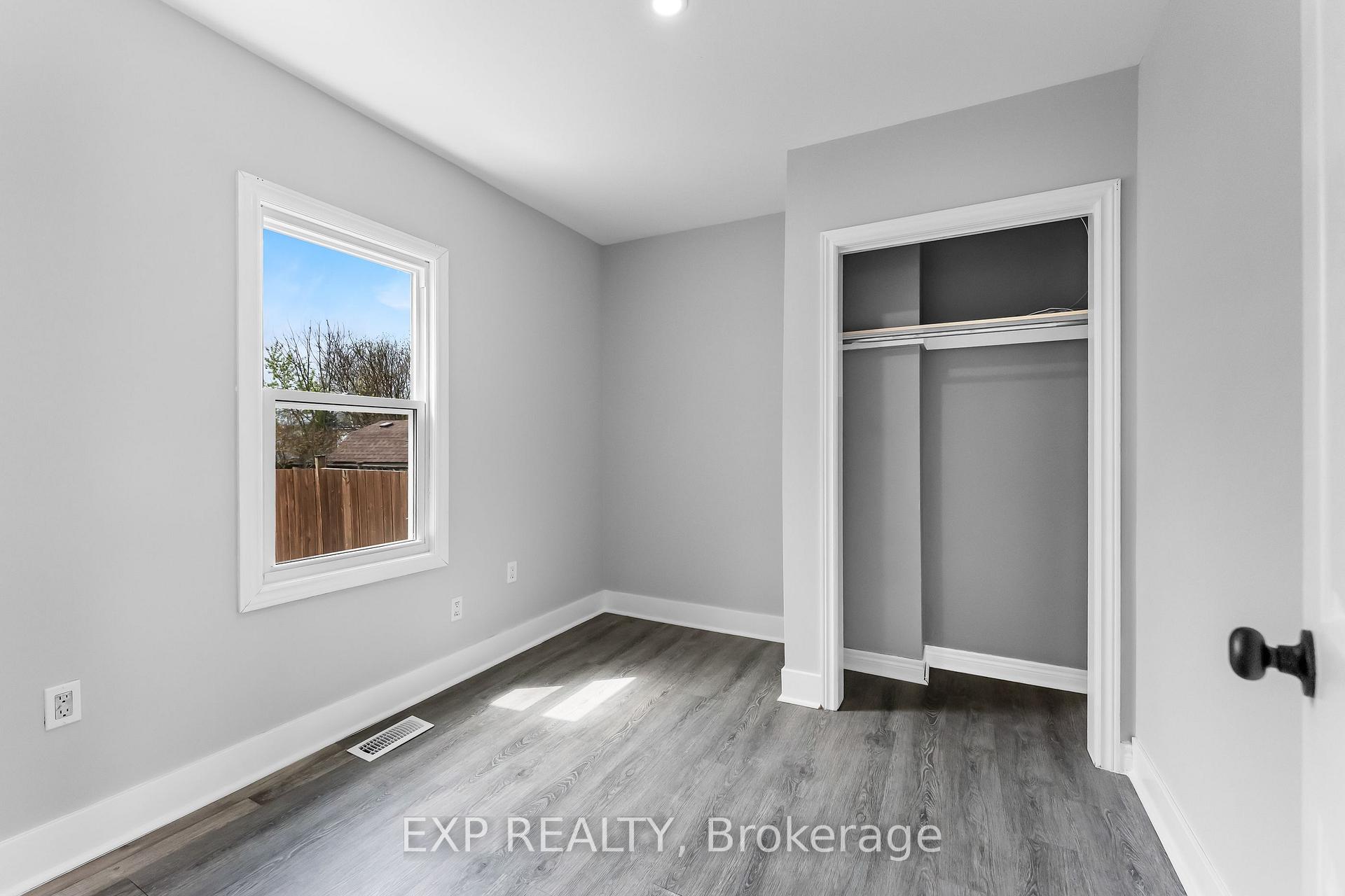 Photo 18 of 20 Lloyd Street, St. Catharines, Western Hill — HOMEH