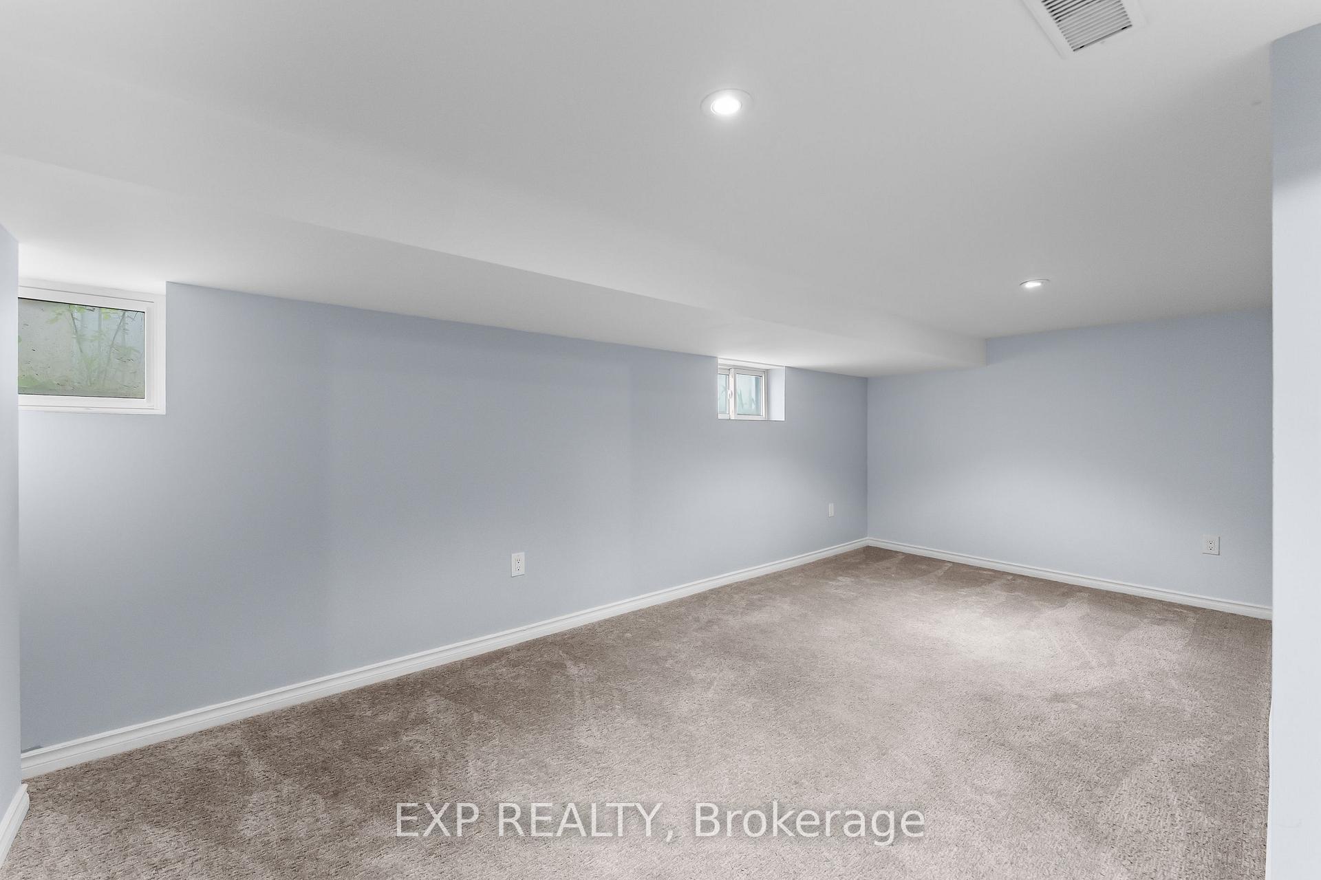 Photo 27 of 20 Lloyd Street, St. Catharines, Western Hill — HOMEH