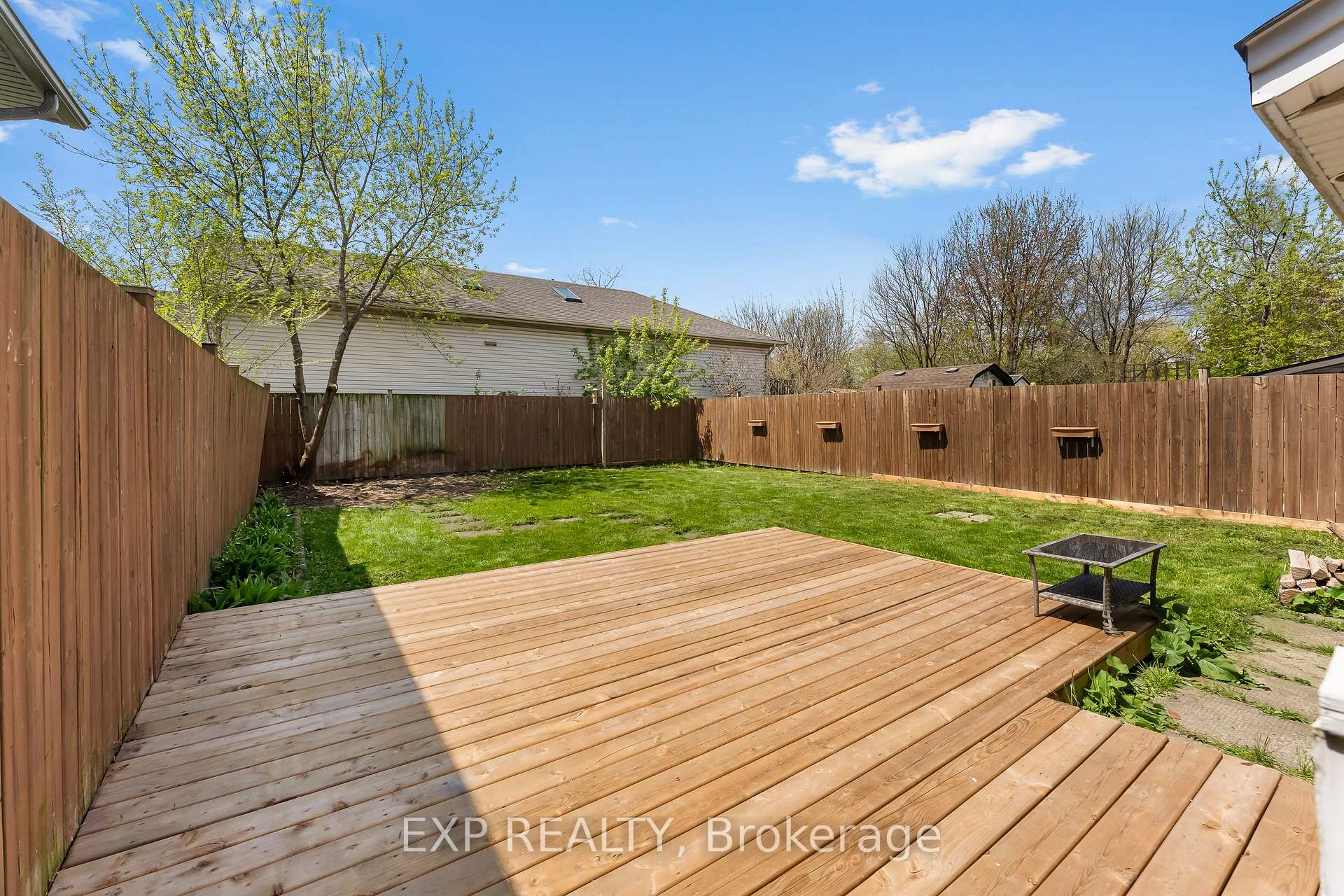 Photo 32 of 20 Lloyd Street, St. Catharines, Western Hill — HOMEH