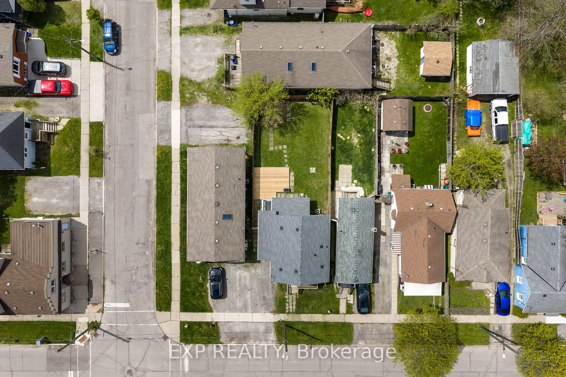 Photo 37 of 20 Lloyd Street, St. Catharines, Western Hill — HOMEH