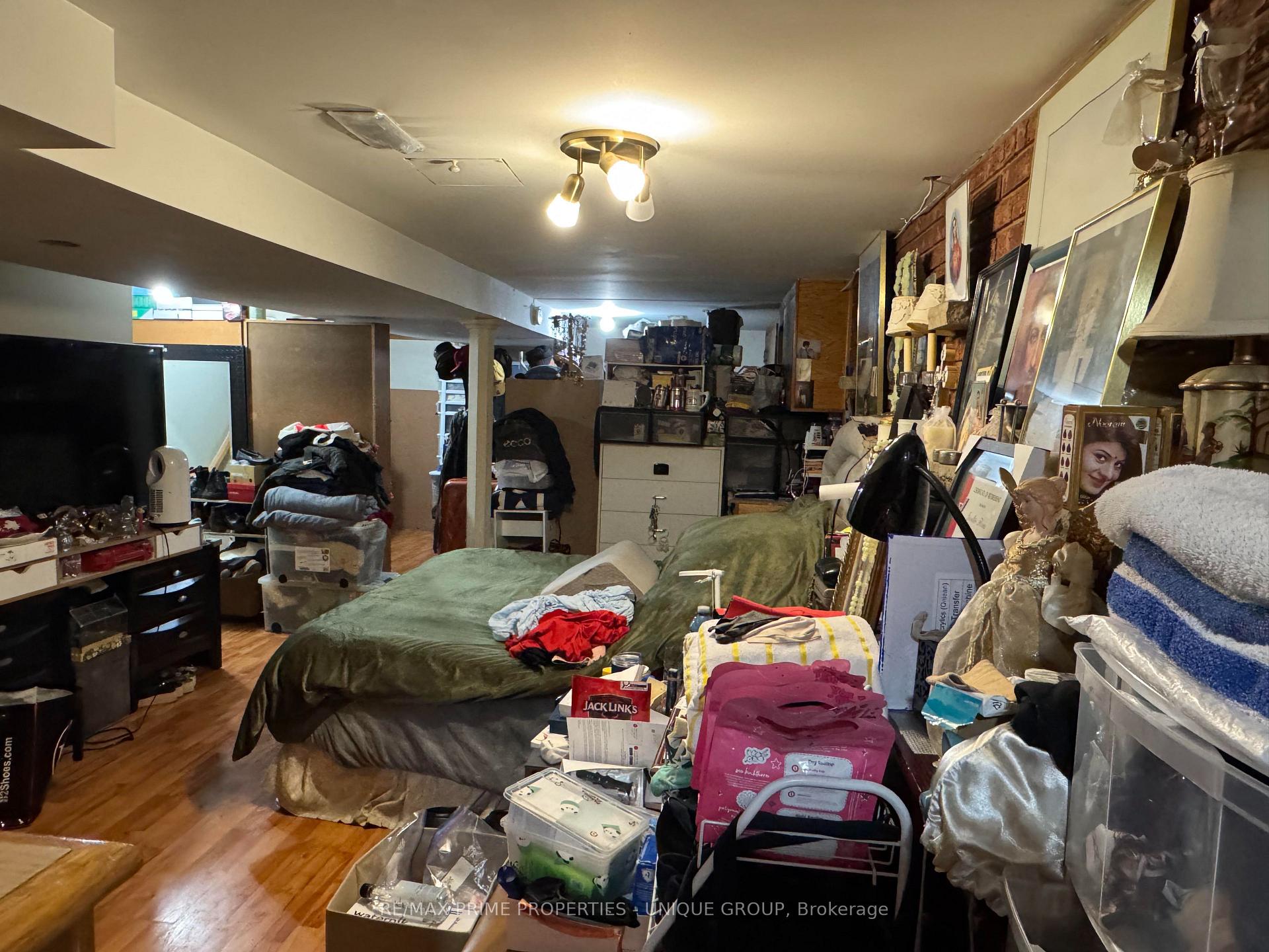Photo 9 of 2330 Dufferin Street, Toronto, Caledonia-Fairbank — HOMEH