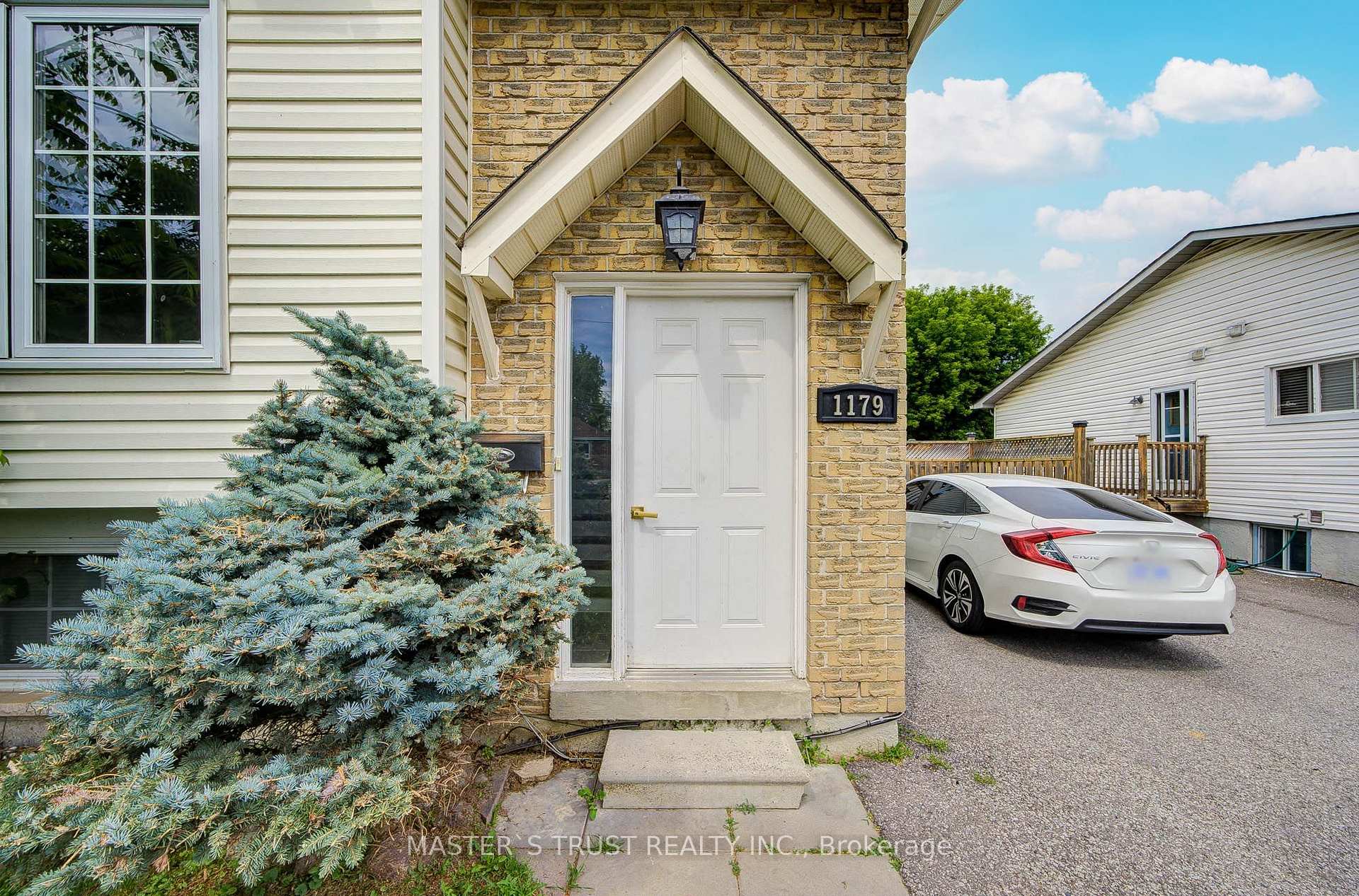 Photo 1 of Unit Unit 2, 1179 Simcoe Street S, Oshawa, Farewell — HOMEH