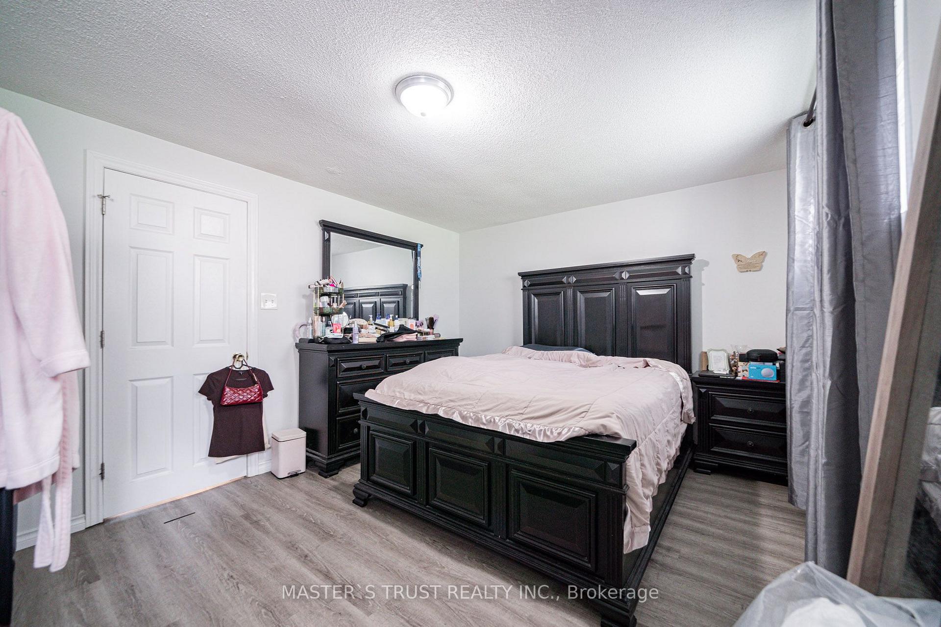 Photo 12 of Unit Unit 2, 1179 Simcoe Street S, Oshawa, Farewell — HOMEH