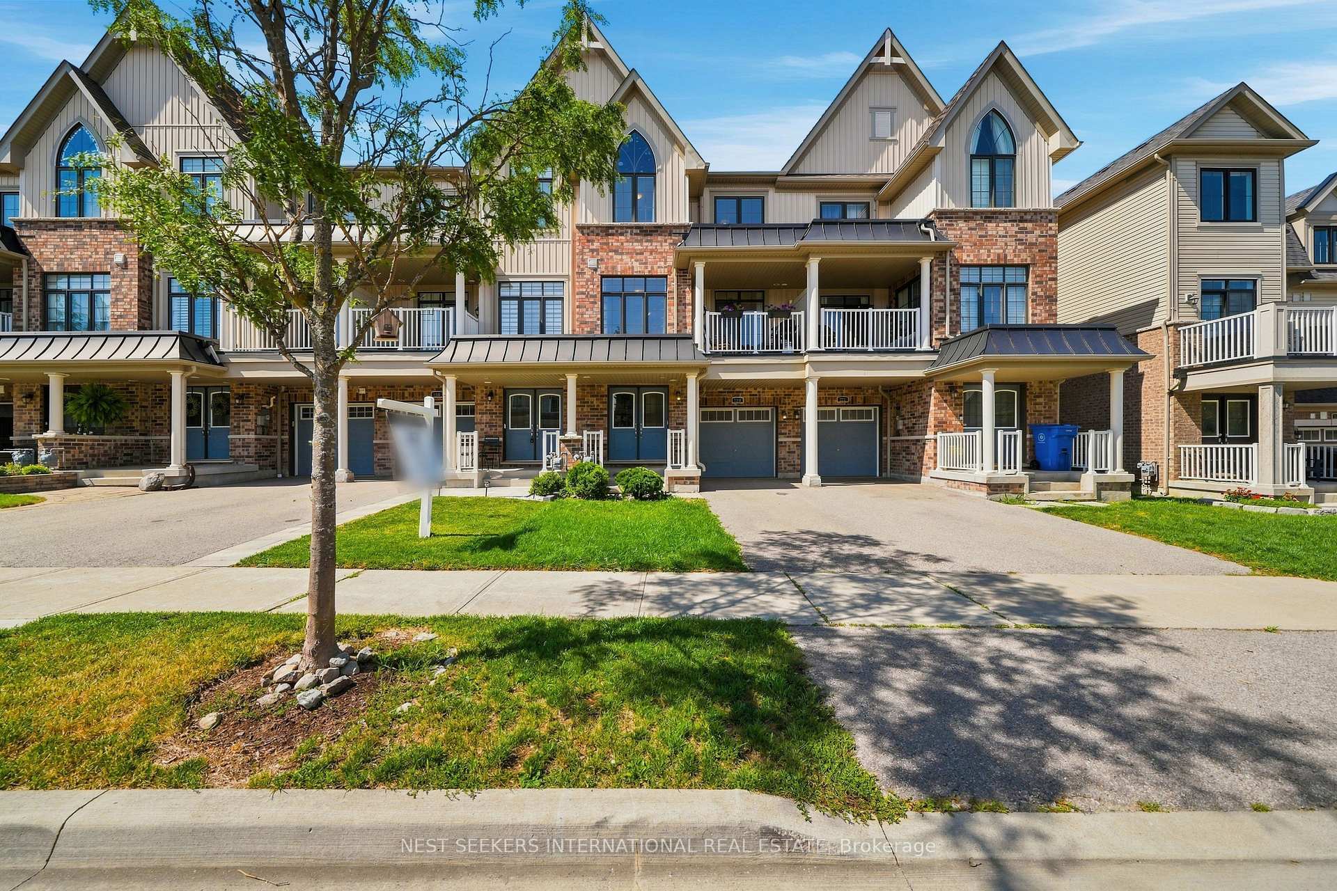 Front of 120 Alvin Pegg Drive