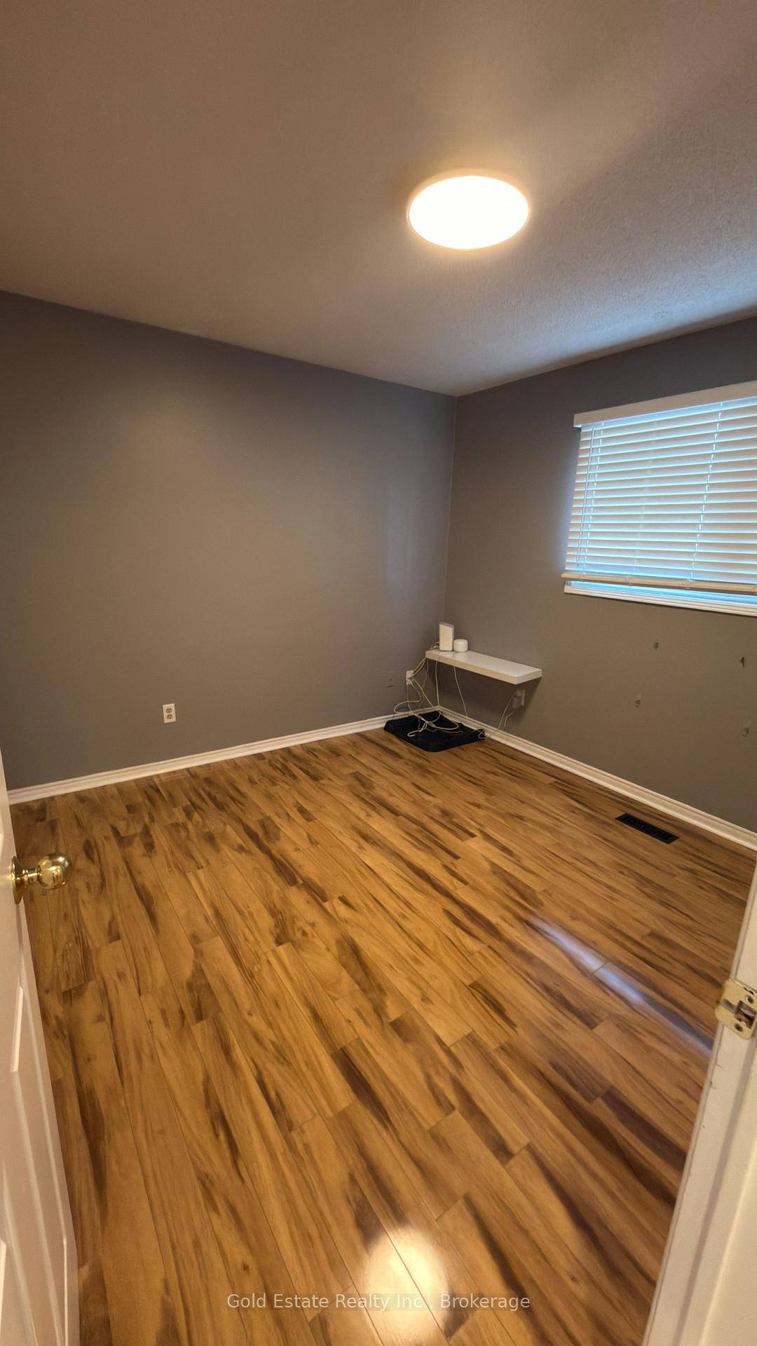 Photo 17 of 5202 Huntingfield Drive E, Mississauga, Hurontario — HOMEH