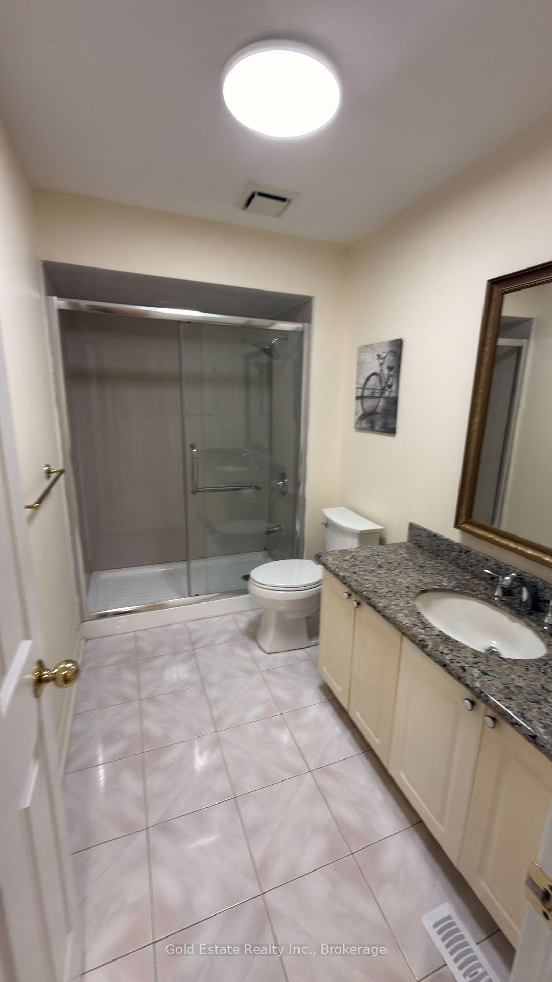 Photo 18 of 5202 Huntingfield Drive E, Mississauga, Hurontario — HOMEH