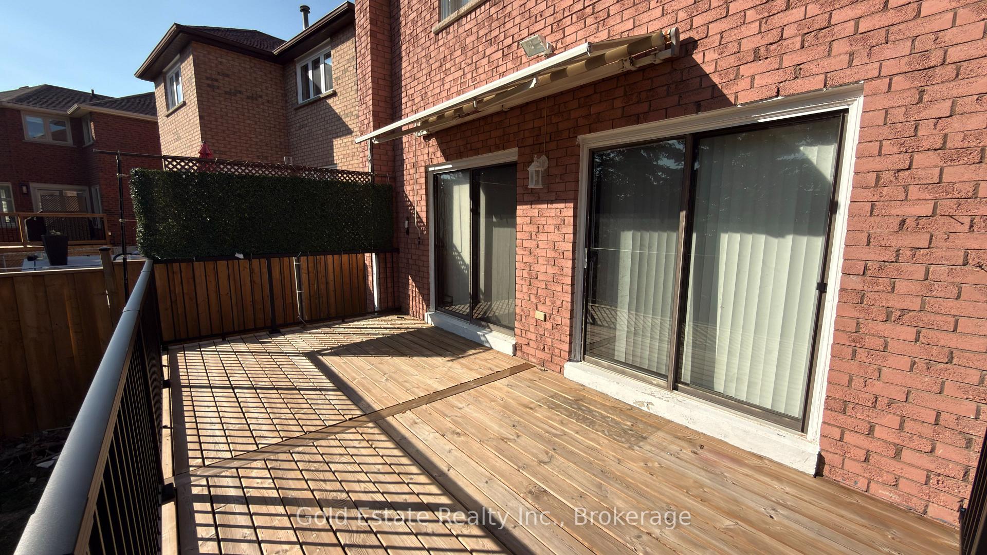 Photo 34 of 5202 Huntingfield Drive E, Mississauga, Hurontario — HOMEH