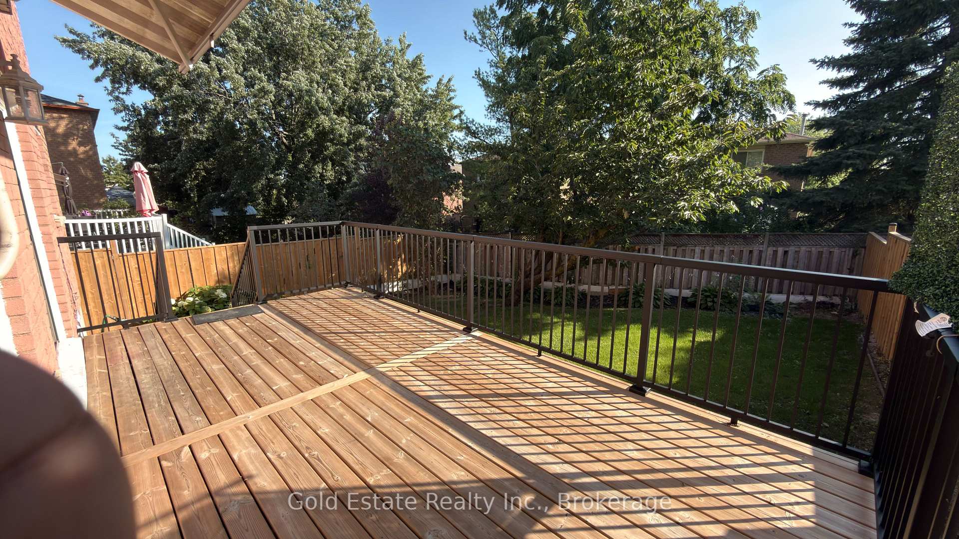 Photo 35 of 5202 Huntingfield Drive E, Mississauga, Hurontario — HOMEH