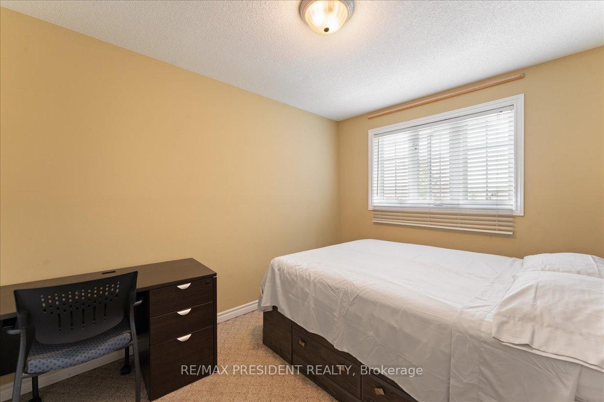 Photo 22 of 285 Southbrook Drive, Hamilton, Binbrook — HOMEH