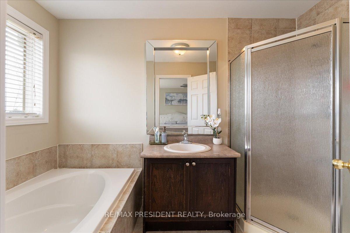 Photo 27 of 285 Southbrook Drive, Hamilton, Binbrook — HOMEH