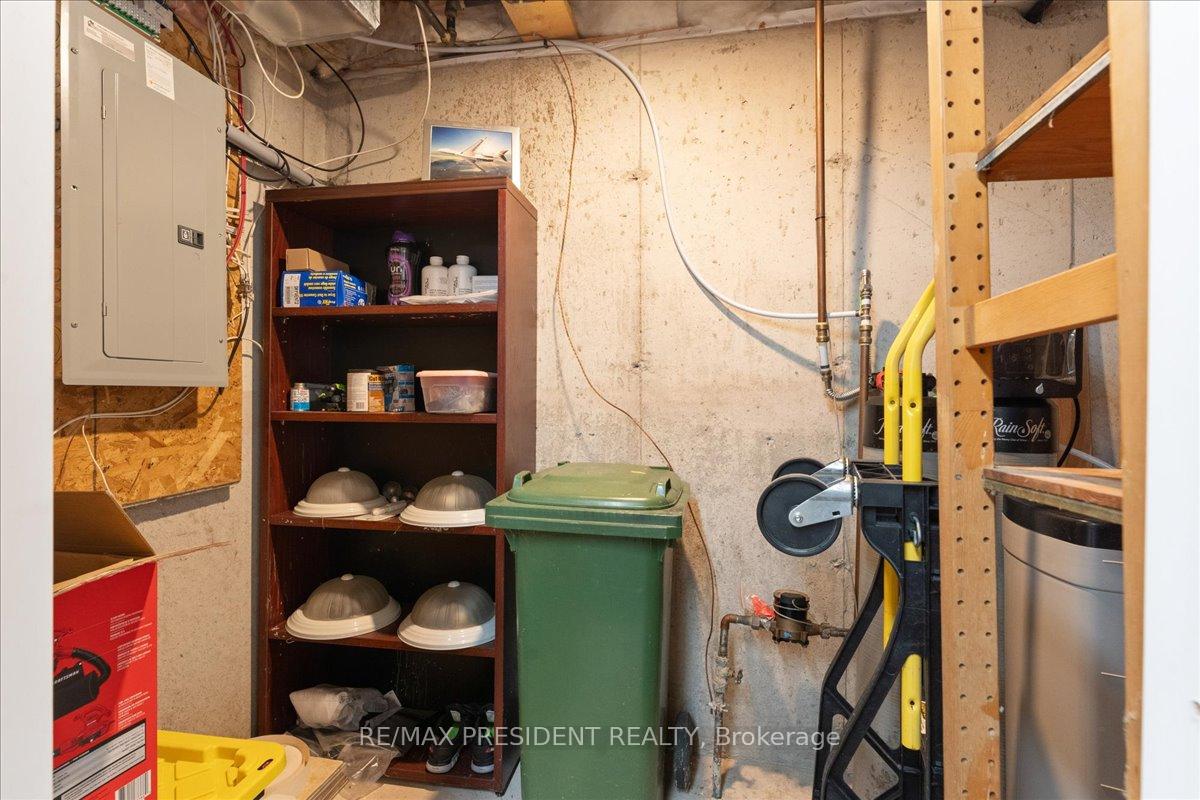 Photo 33 of 285 Southbrook Drive, Hamilton, Binbrook — HOMEH