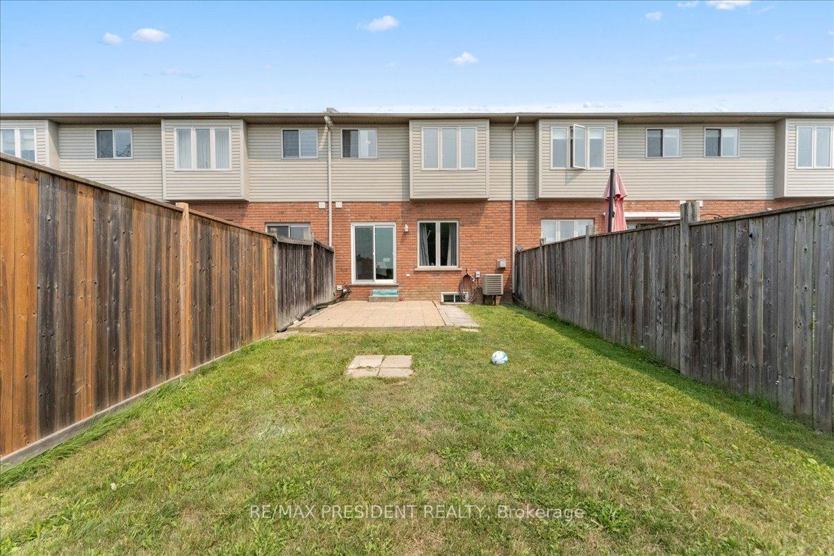 Photo 39 of 285 Southbrook Drive, Hamilton, Binbrook — HOMEH