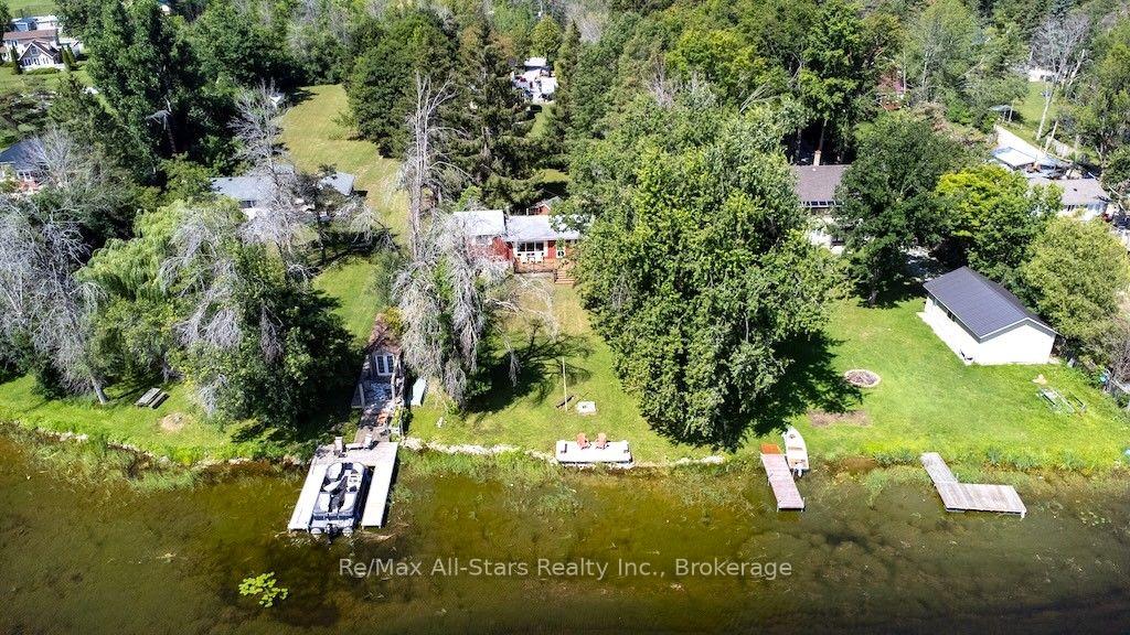 Photo 5 of 35 Alpine Street, Kawartha Lakes, Lindsay — HOMEH