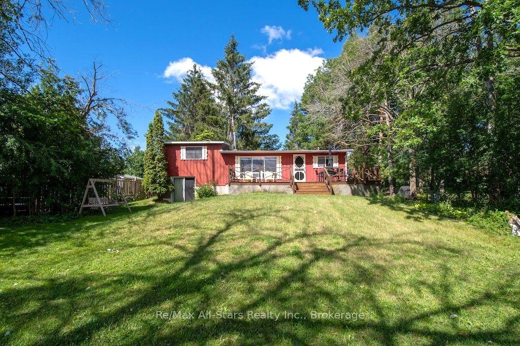 Photo 7 of 35 Alpine Street, Kawartha Lakes, Lindsay — HOMEH