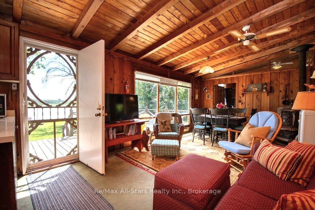 Photo 17 of 35 Alpine Street, Kawartha Lakes, Lindsay — HOMEH