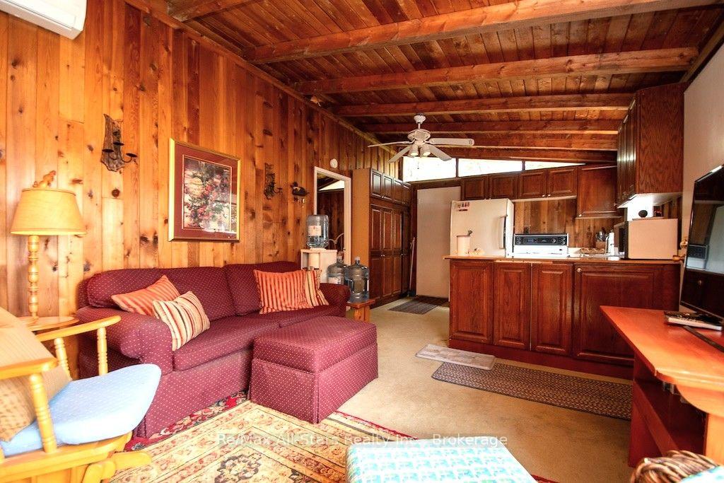 Photo 18 of 35 Alpine Street, Kawartha Lakes, Lindsay — HOMEH