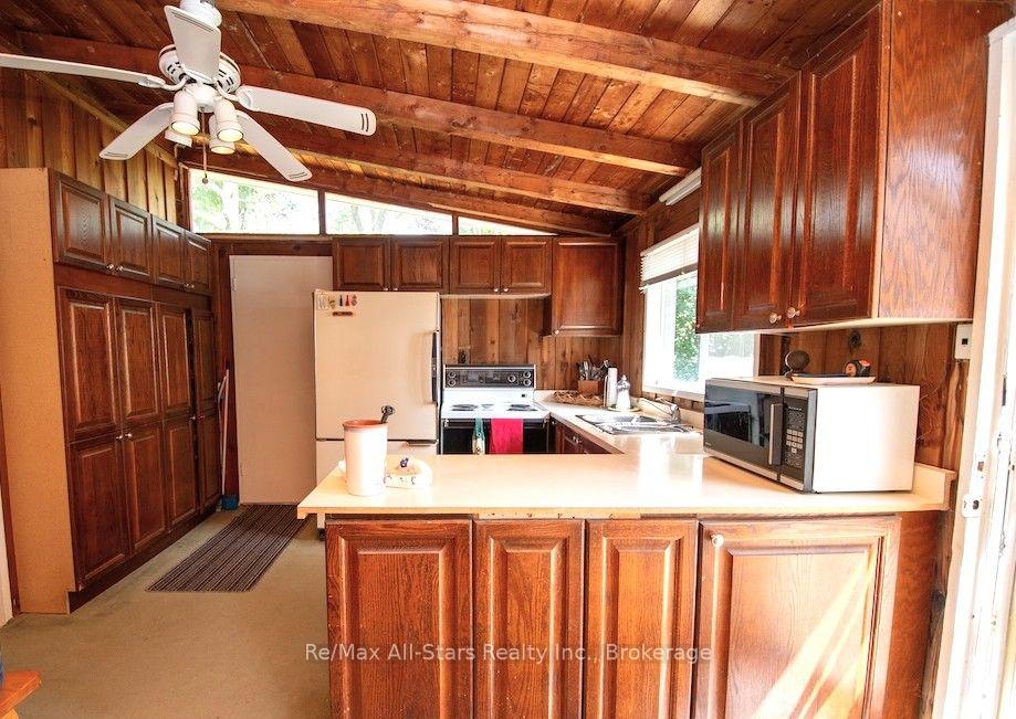 Photo 23 of 35 Alpine Street, Kawartha Lakes, Lindsay — HOMEH
