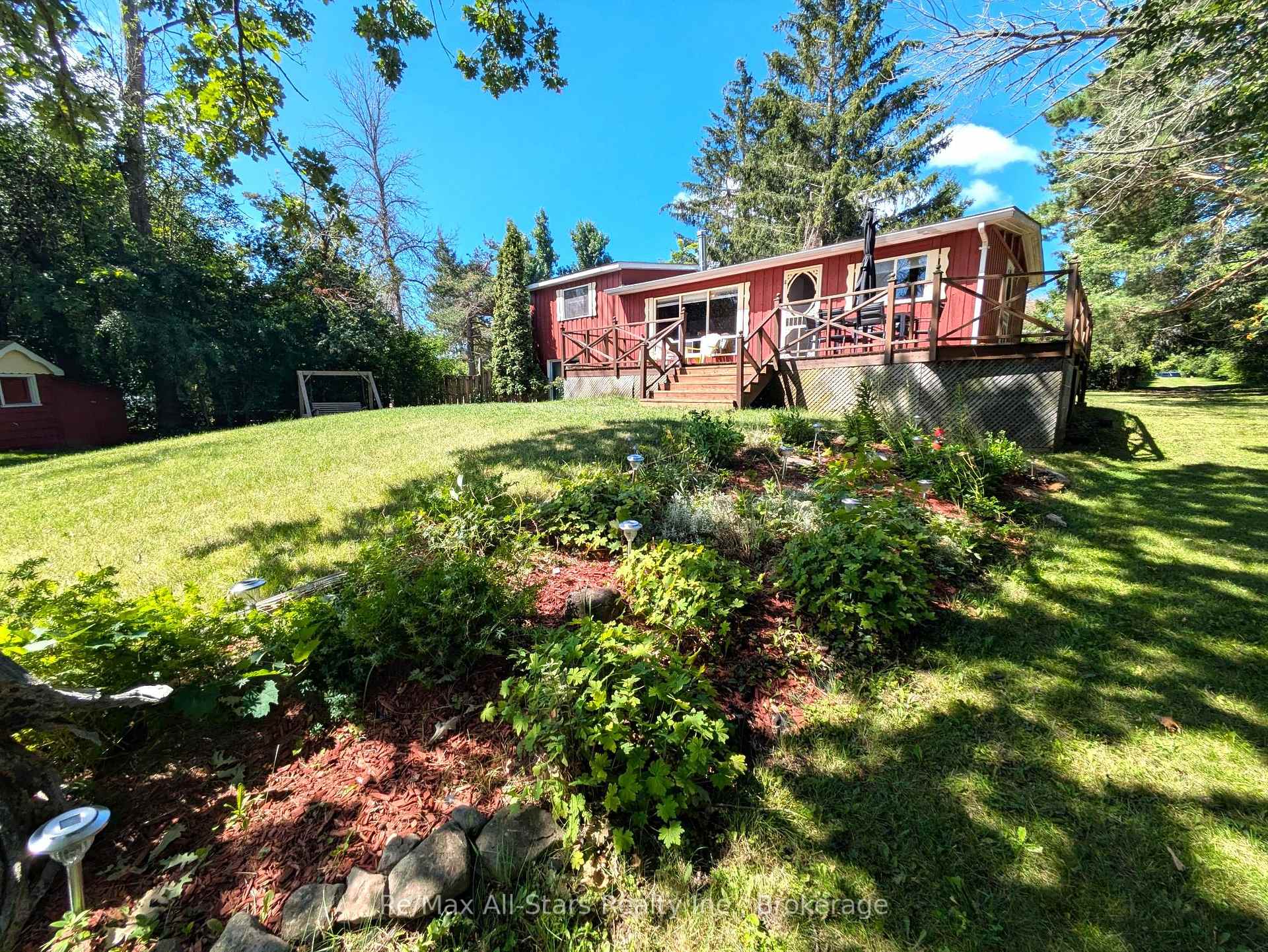 Photo 36 of 35 Alpine Street, Kawartha Lakes, Lindsay — HOMEH