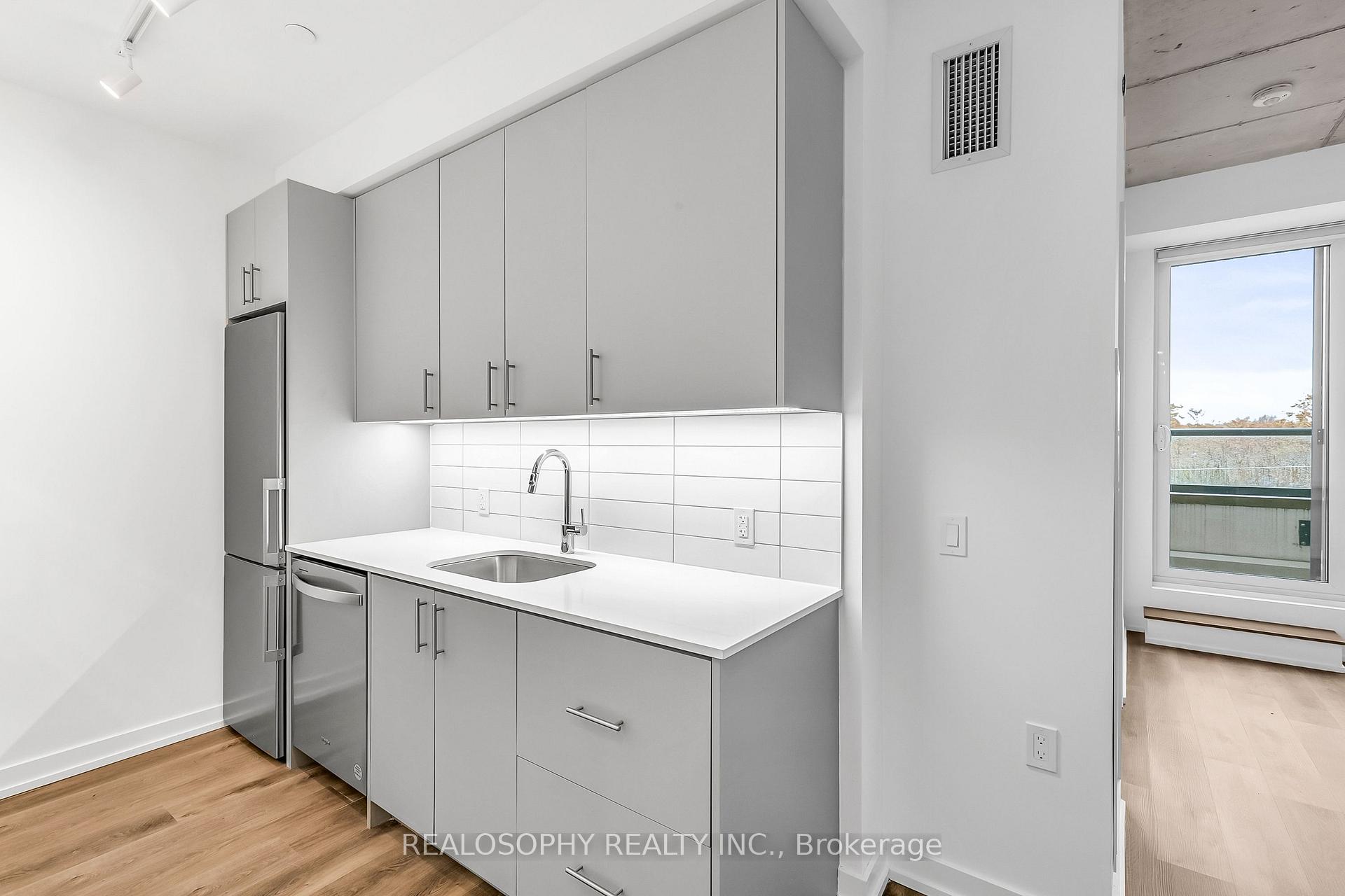 Photo 3 of Unit 504, 115 Larchmount Avenue, Toronto, South Riverdale — HOMEH